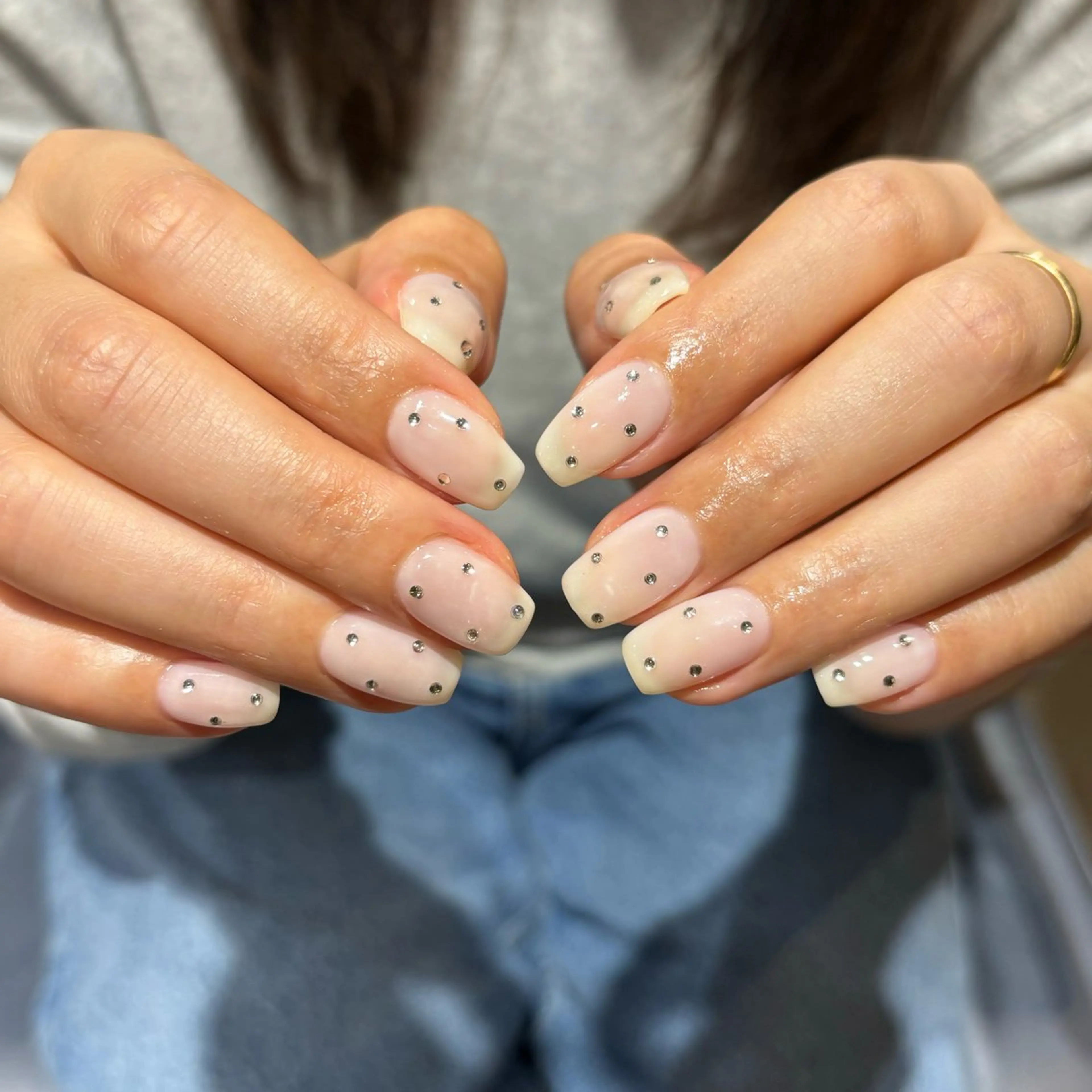 ネイル ストーンネイル ハンドネイル nailist Chisakiのネイルデザイン