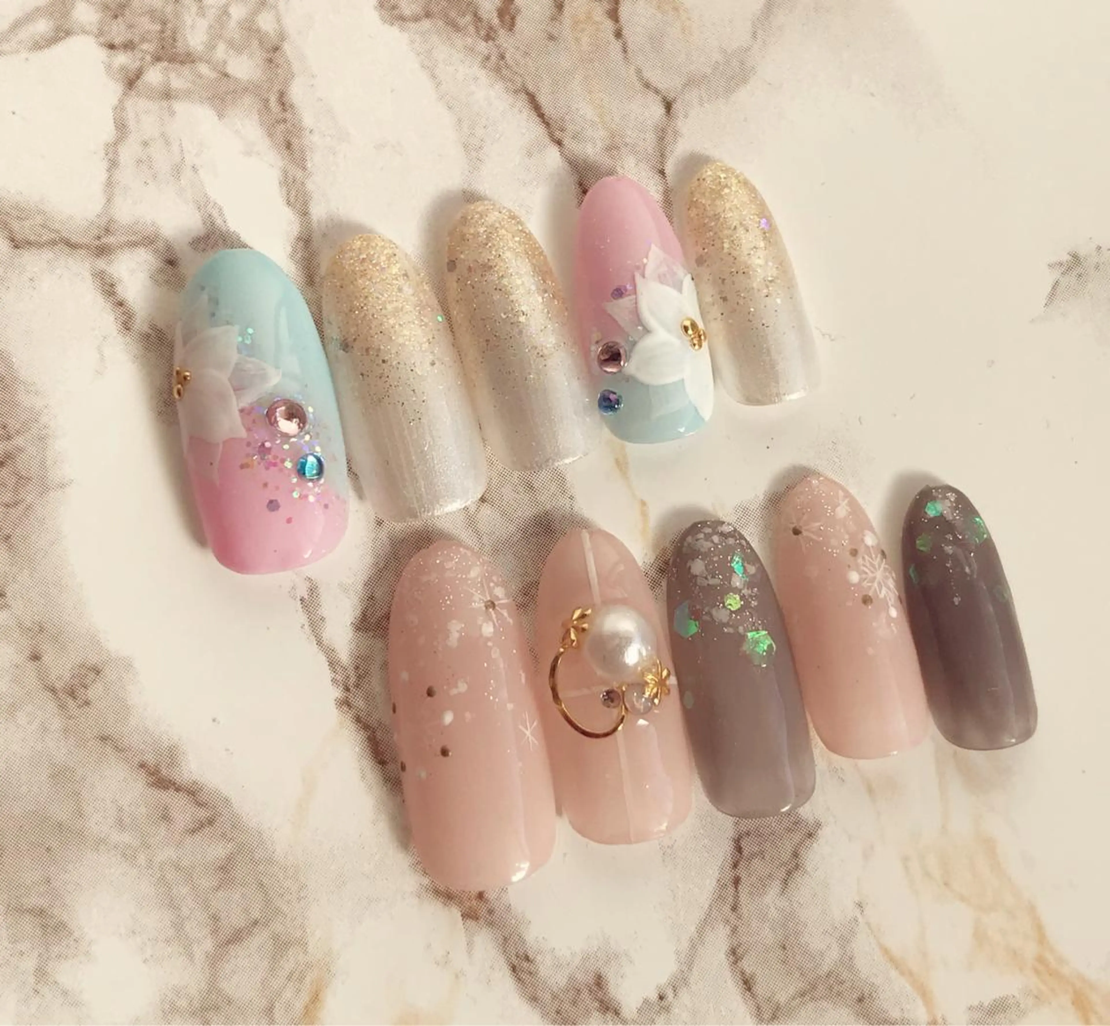 ネイル stay goldのネイルデザイン