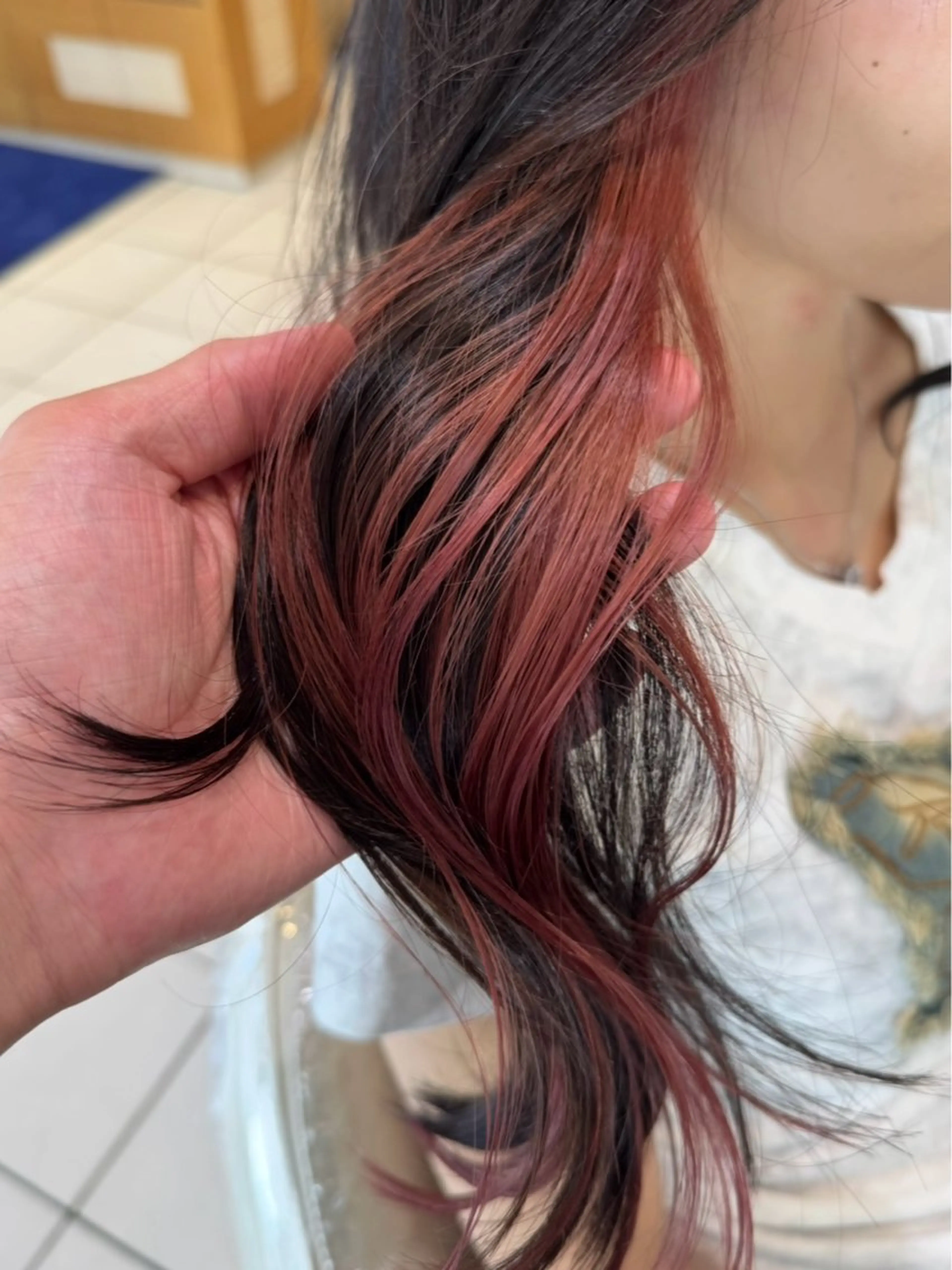 ロング カット ヘアカラー トリートメント ハイトーンカラー 髪質改善カラーノトのヘアスタイル