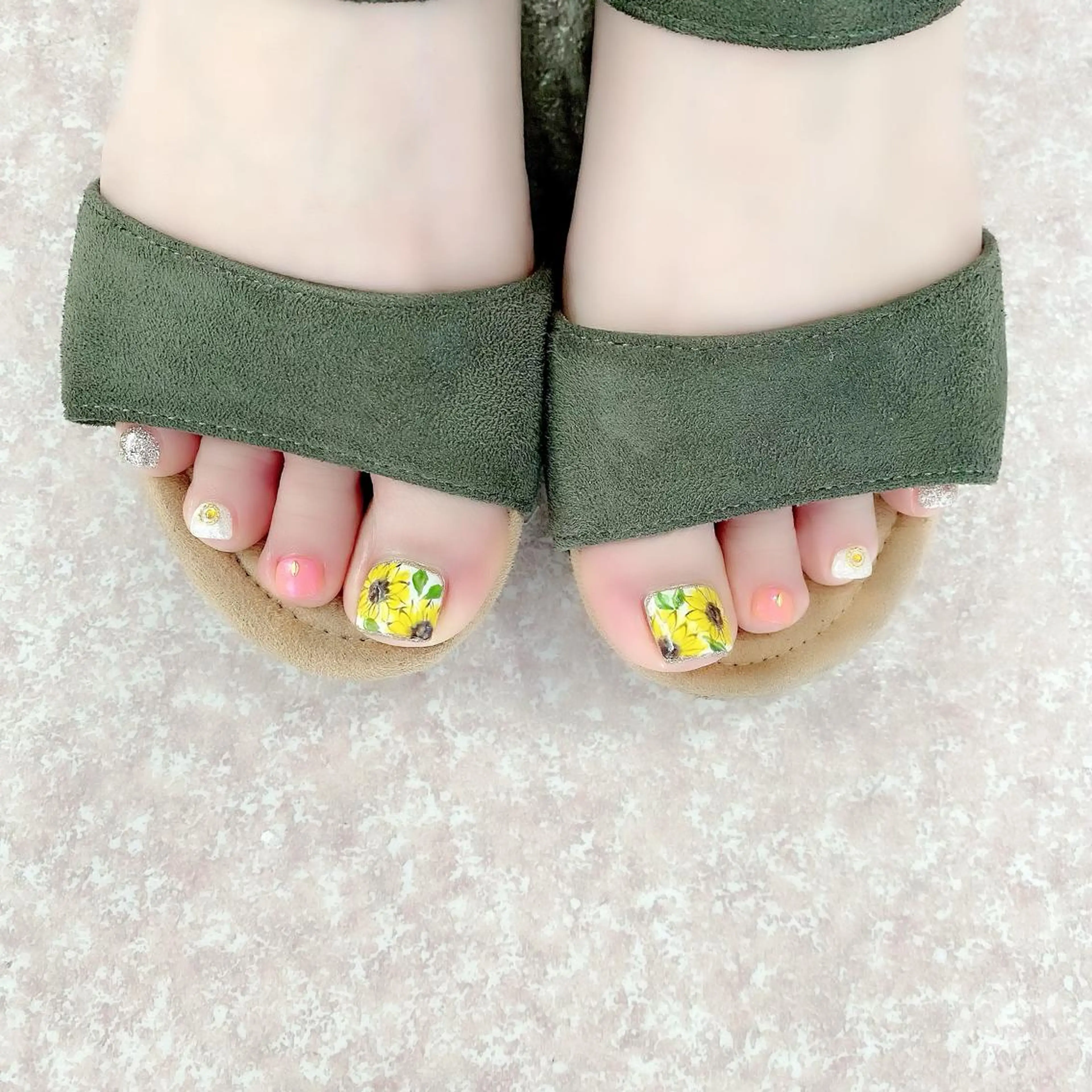 ショート カラー パーマ ヘアアレンジ メンズ キッズ ネイル マツエク・マツパ アイブロウ 眉カラー アートネイル フットネイル 夏ネイル ハンドネイル Salon Ｋのネイルデザイン