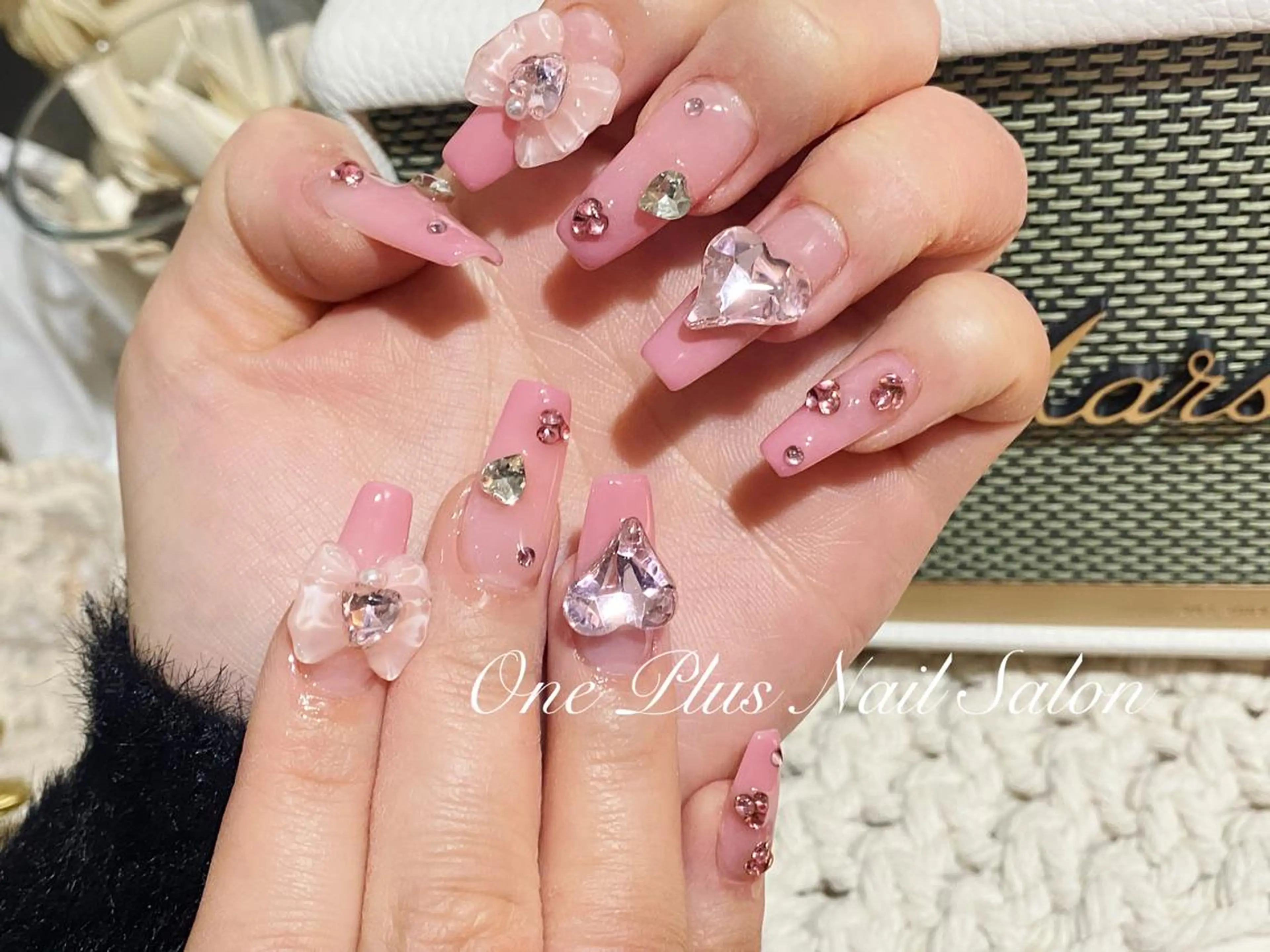 ロング ネイル One Plus Nail Salonのネイルデザイン