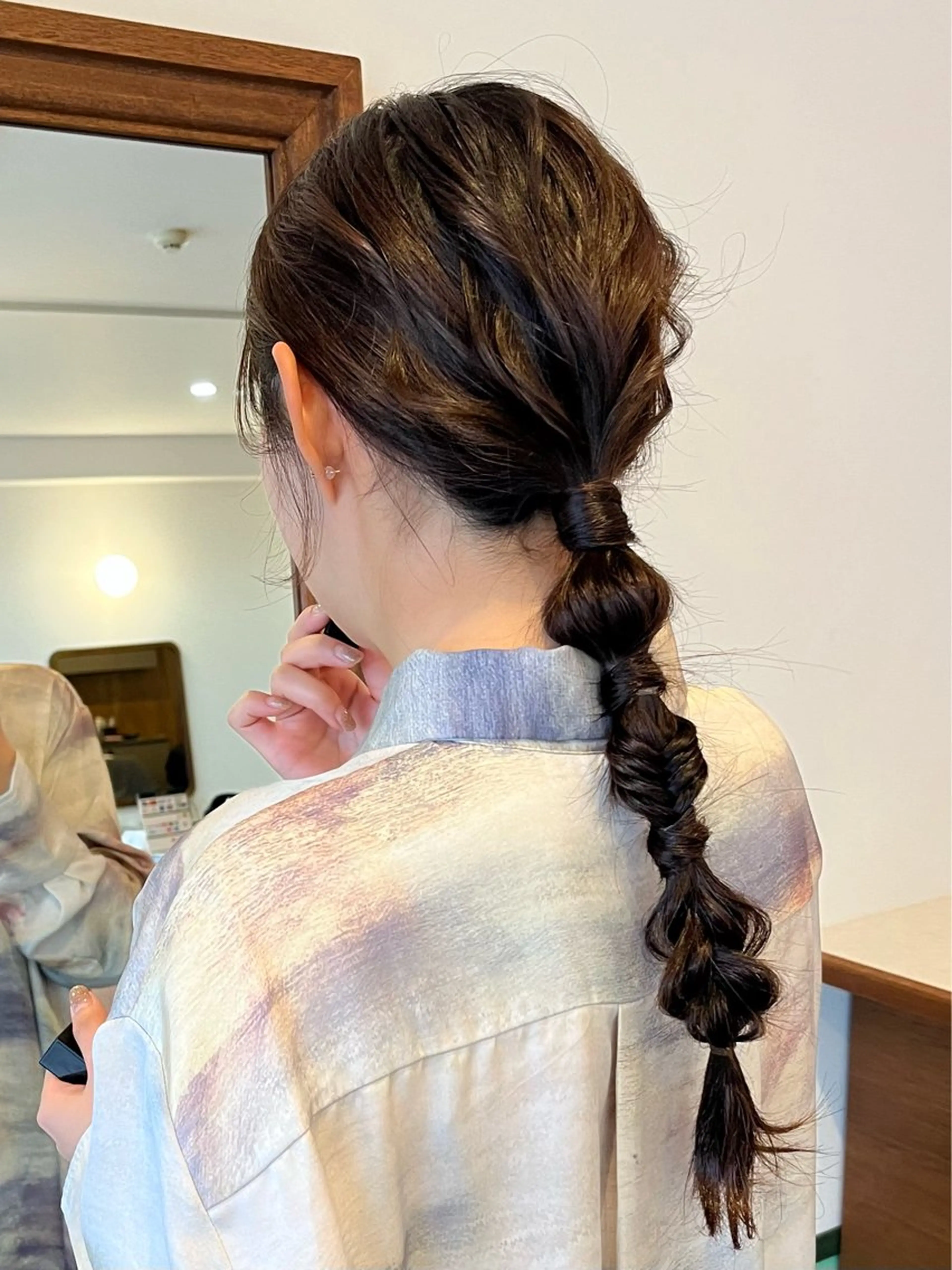 セミロング LOBBY HIMERIのヘアスタイル