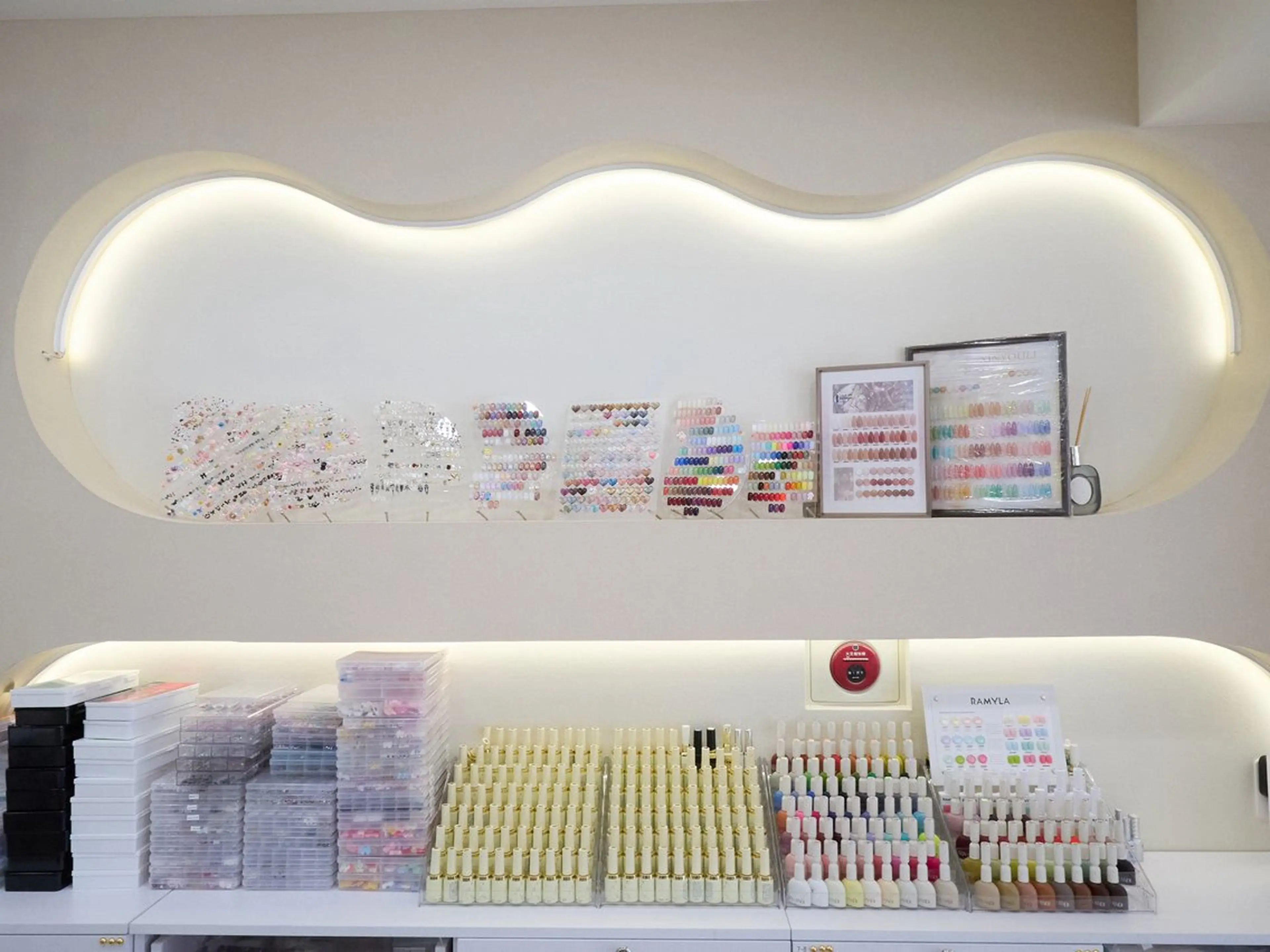 ミディアム YUME Nail Beautyのネイルデザイン