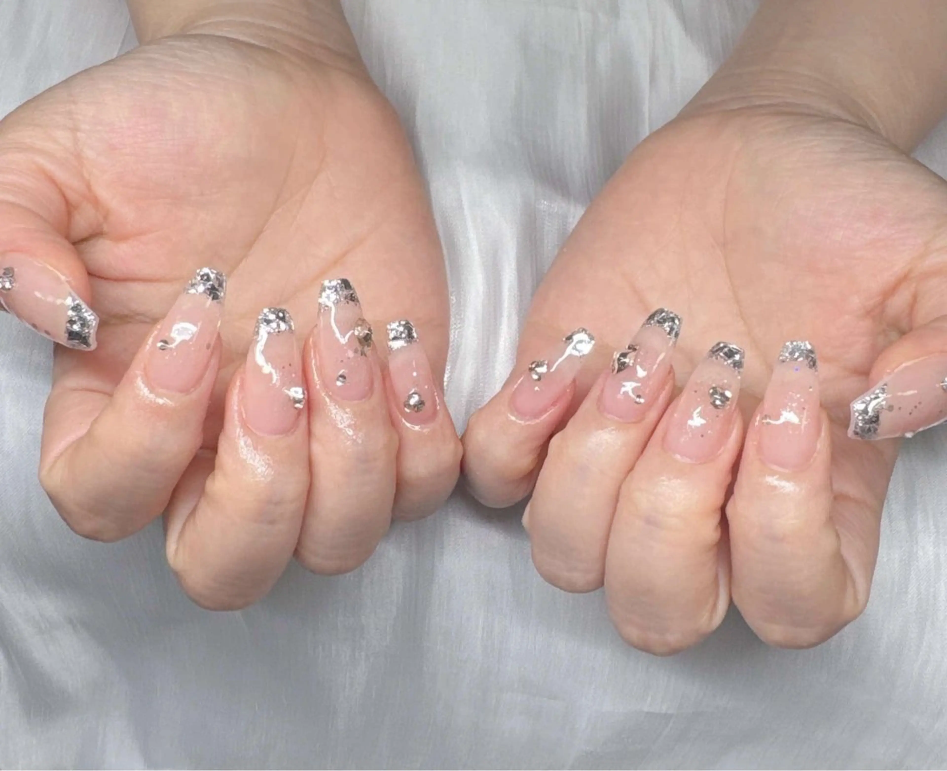 ネイル 長さ出し グラデーション 卒業式 キラキラネイル マグネットネイル ハンドネイル Lee Nailsのネイルデザイン