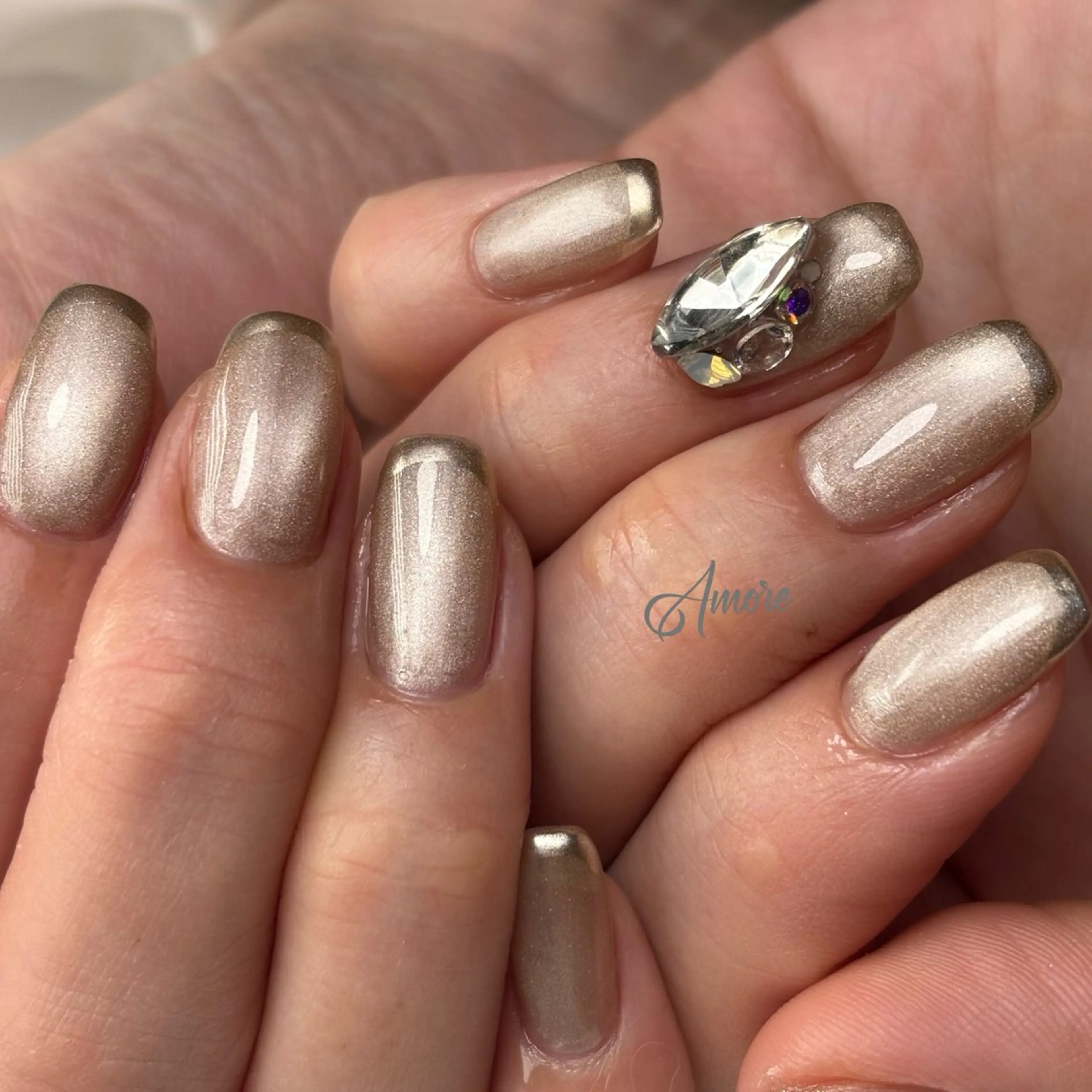 ネイル ジェルネイル キラキラネイル 韓国ネイル マグネットネイル パラジェル You kyehwaのネイルデザイン