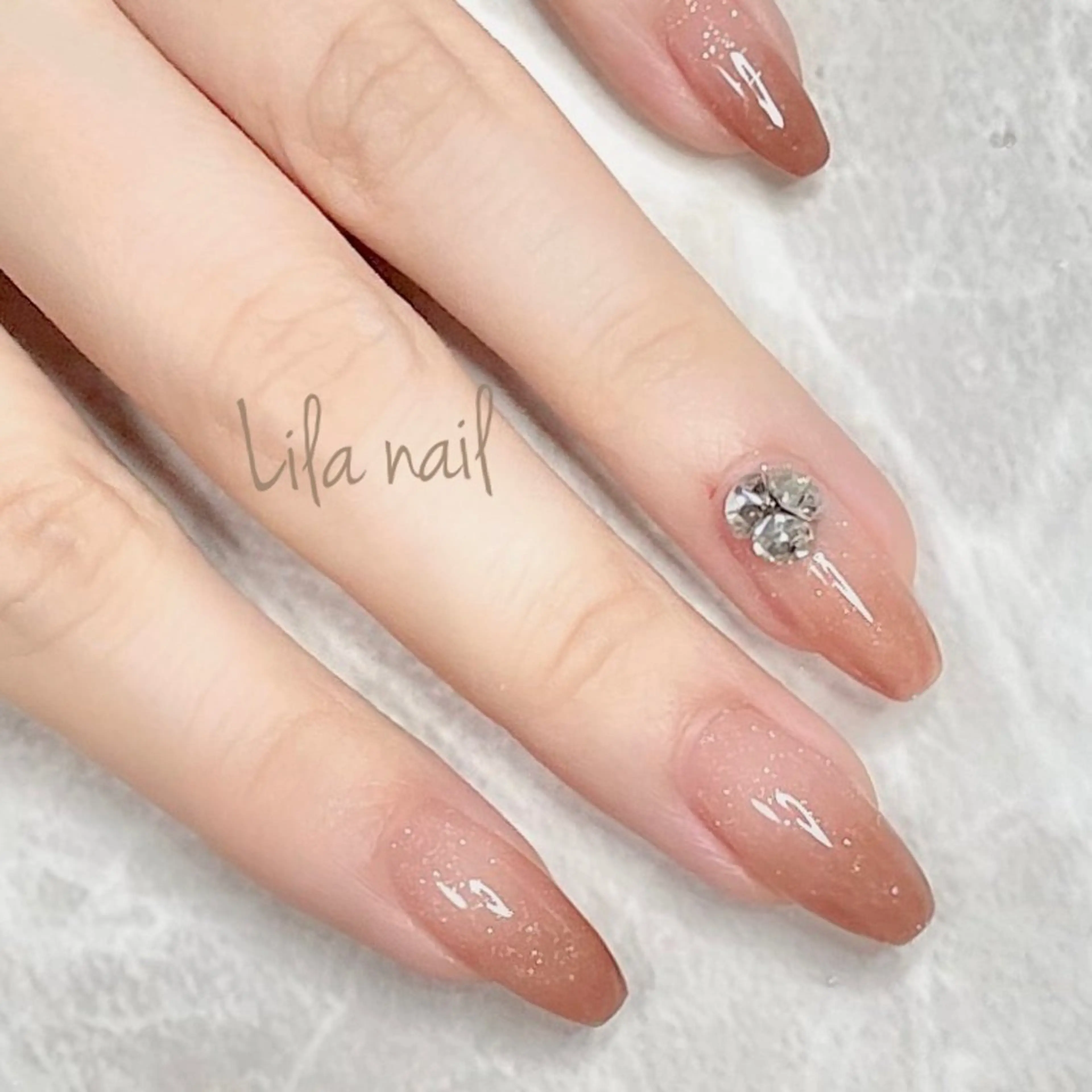ネイル ストーンネイル ハンドネイル ハンドケア Lila nail. harukaのネイルデザイン