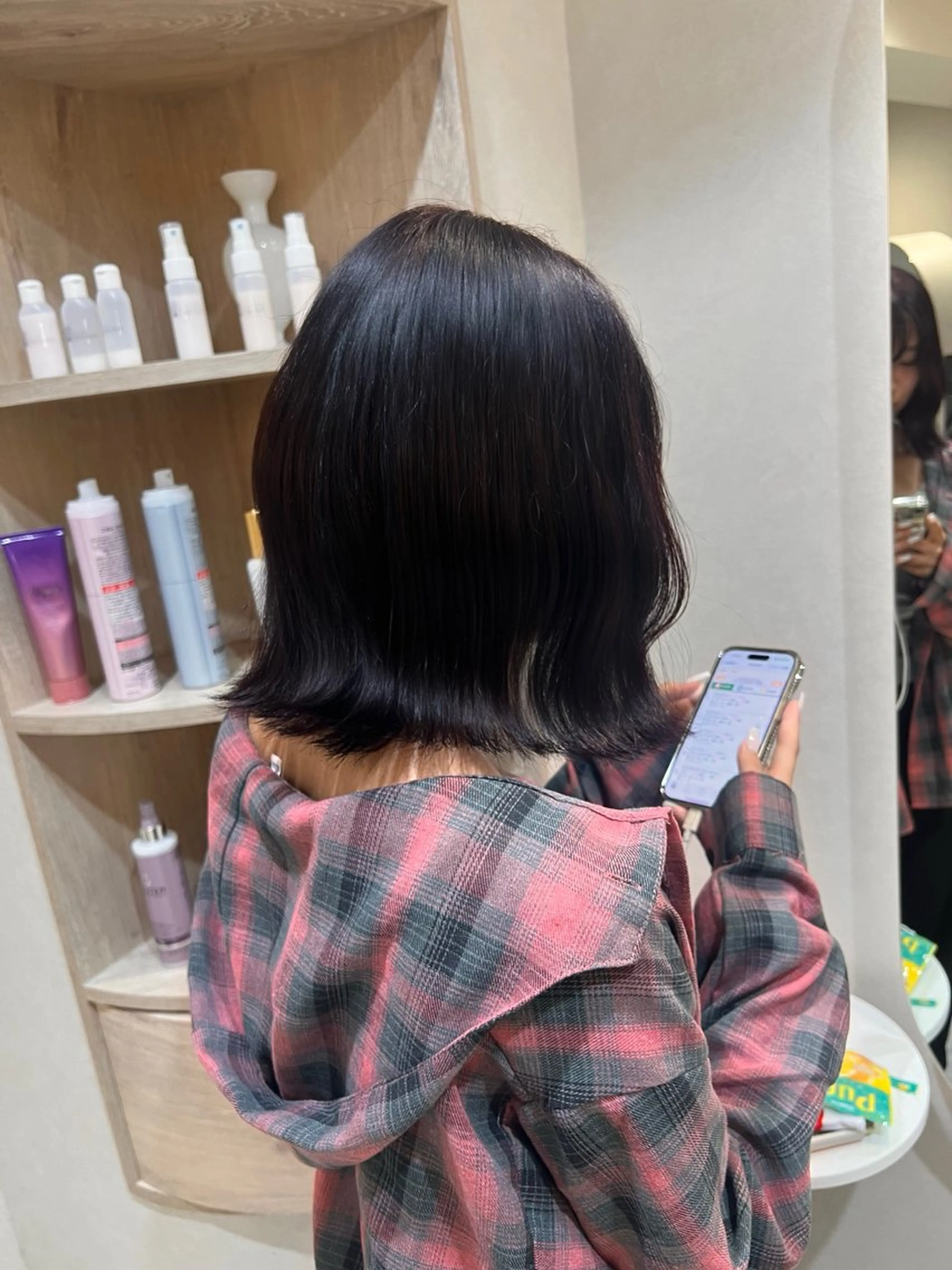 ショート カラー ブリーチ ブリーチなしカラー レッドカラー Ankh cross 銀座店所属・野村 希汐のヘアスタイル