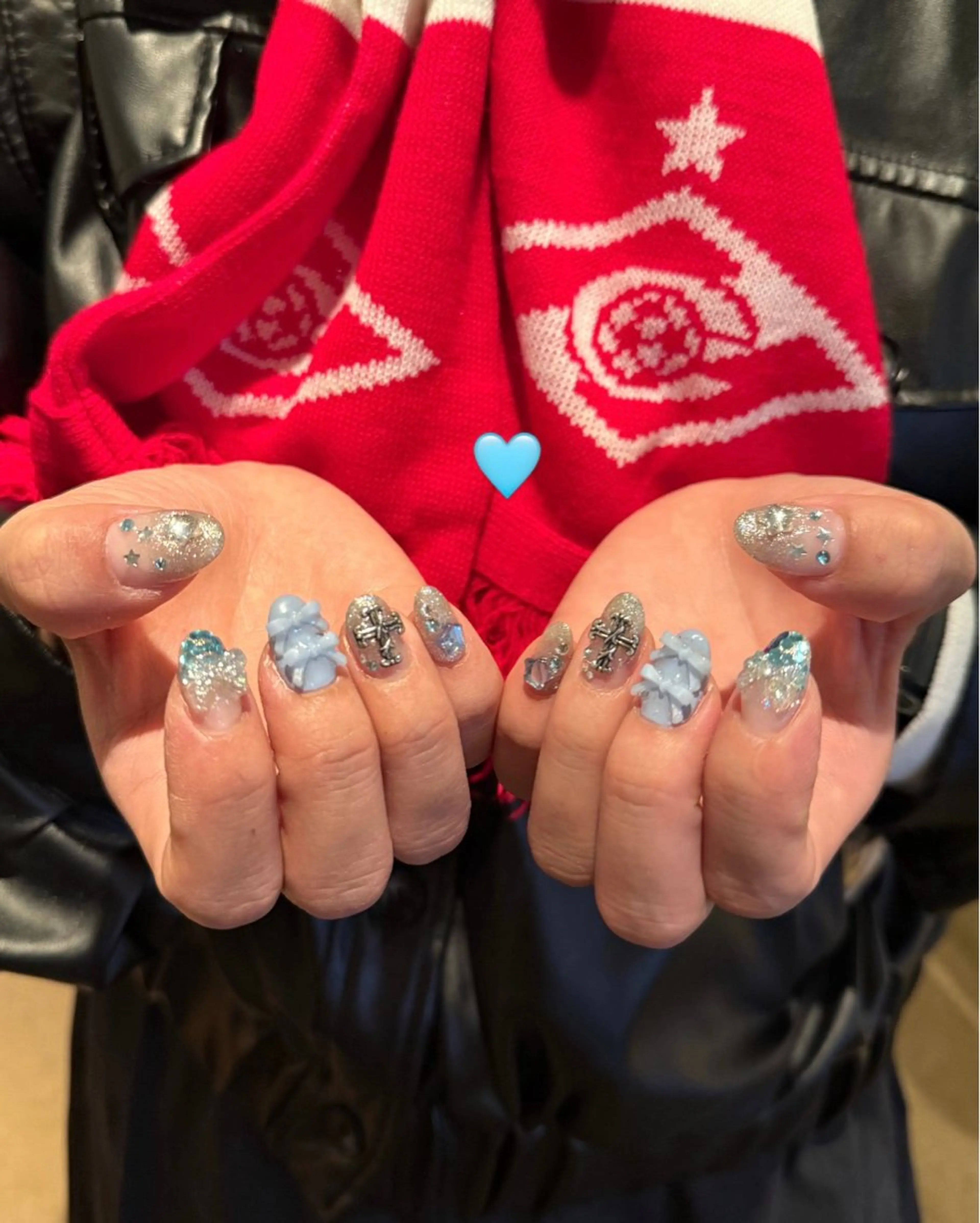 ネイル ジェルネイル 氷ネイル・うるうるネイル 韓国ネイル マグネットネイル ワンホンネイル ハンドネイル 本町NailUsaM imi KEINAのネイルデザイン