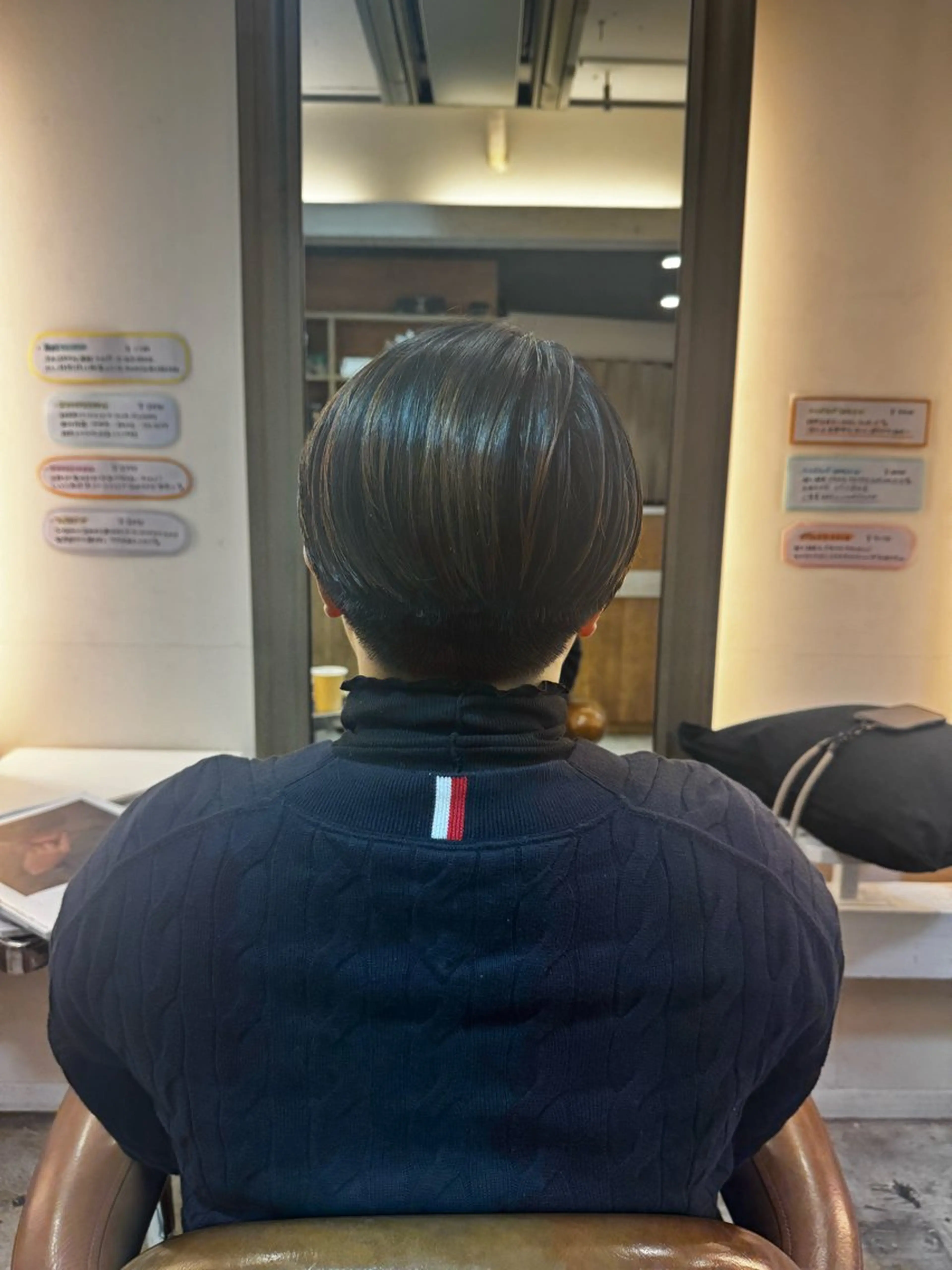 ショート タツキ／レイヤー／ パーマ／艶カラーのヘアスタイル