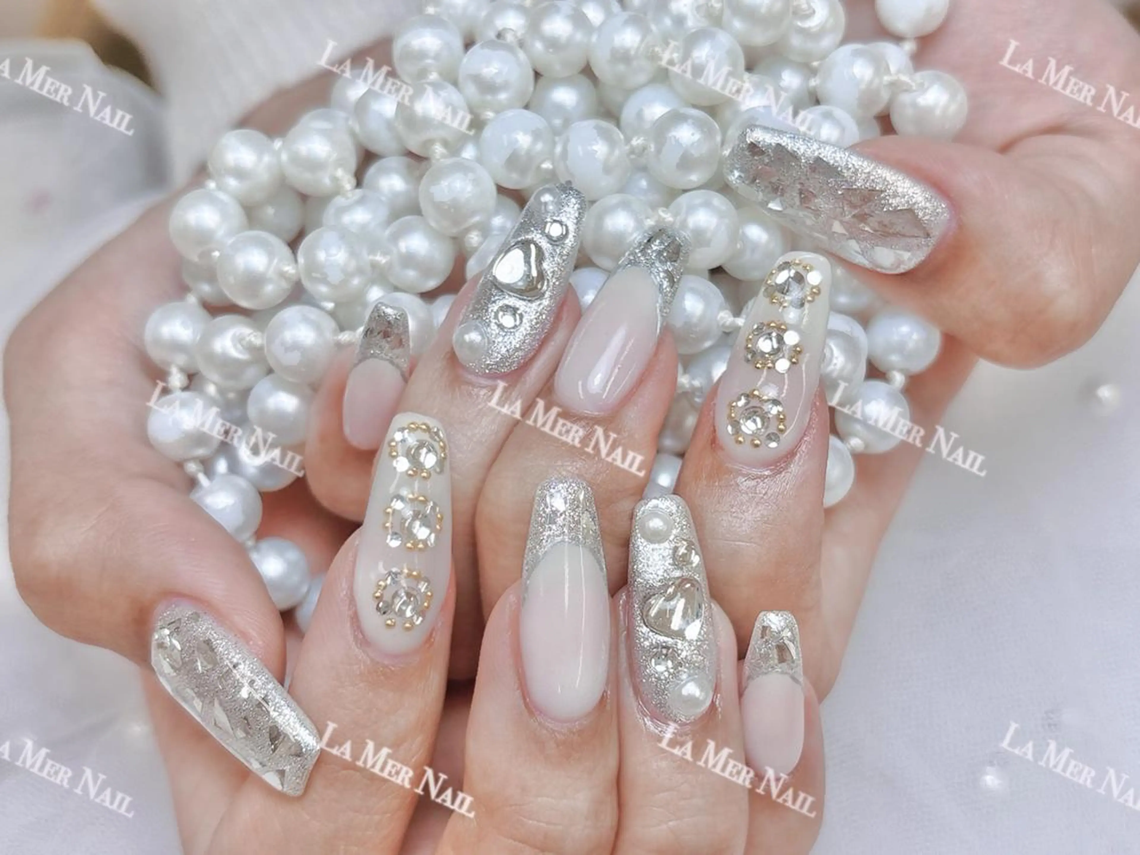 ネイル ✨荒木 🌙のネイルデザイン