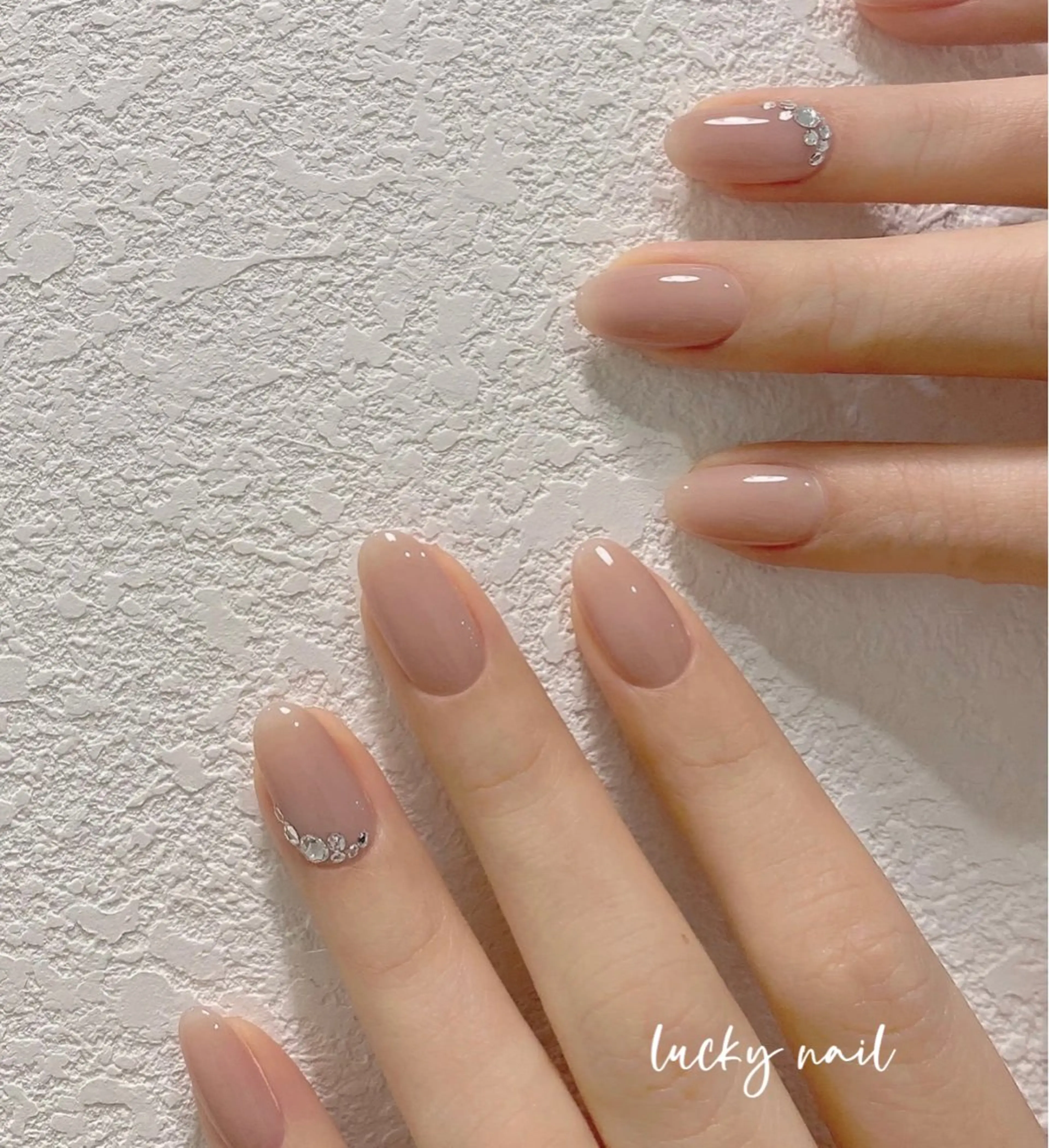 ネイル チークネイル 長さ出し ジェルネイル マグネットネイル 持ち込み ハンドネイル ハンドケア ラッキーネイルサロン 西川口東口店のネイルデザイン