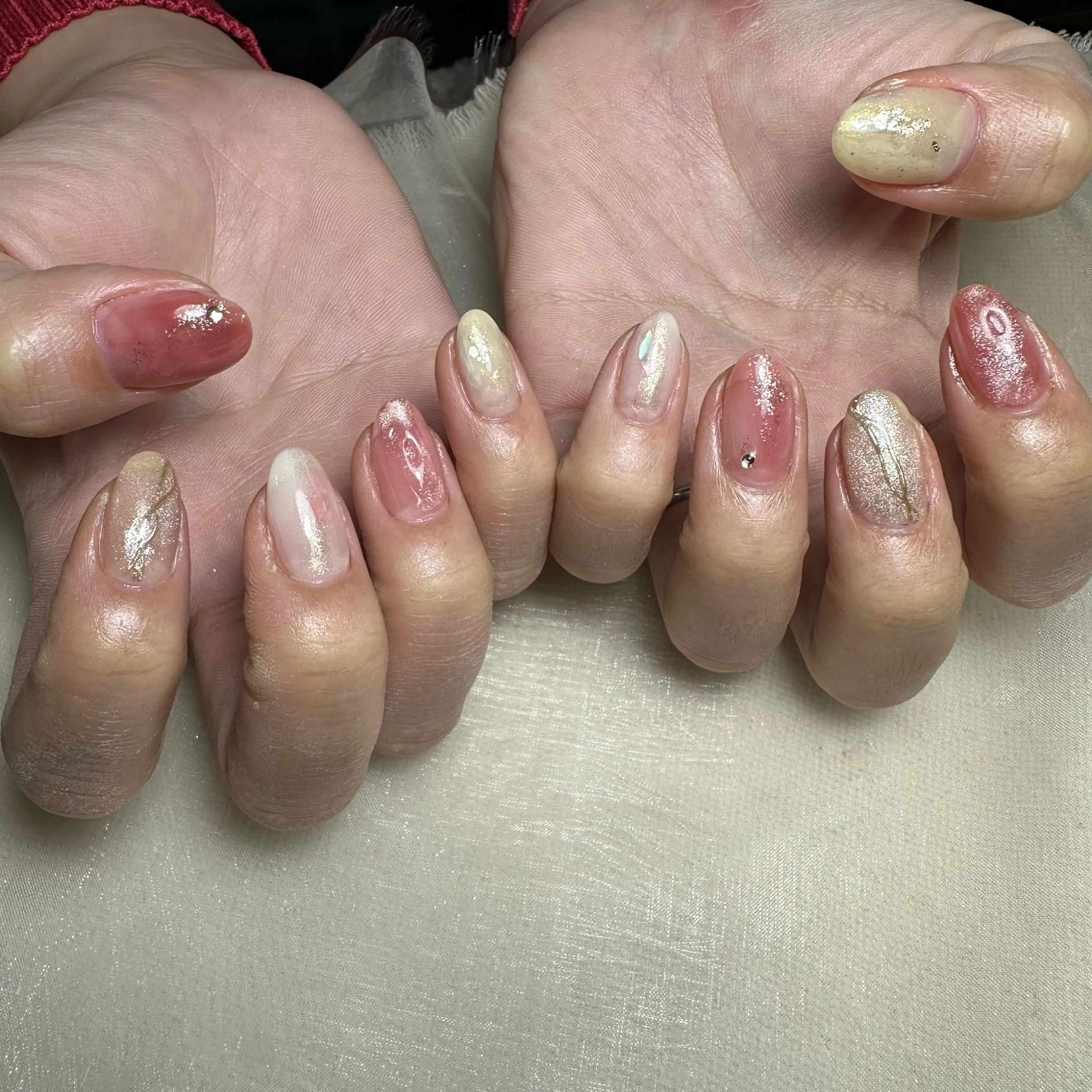 ネイル ハンドネイル repos~ルポ~所属・里見 麗のネイルデザイン