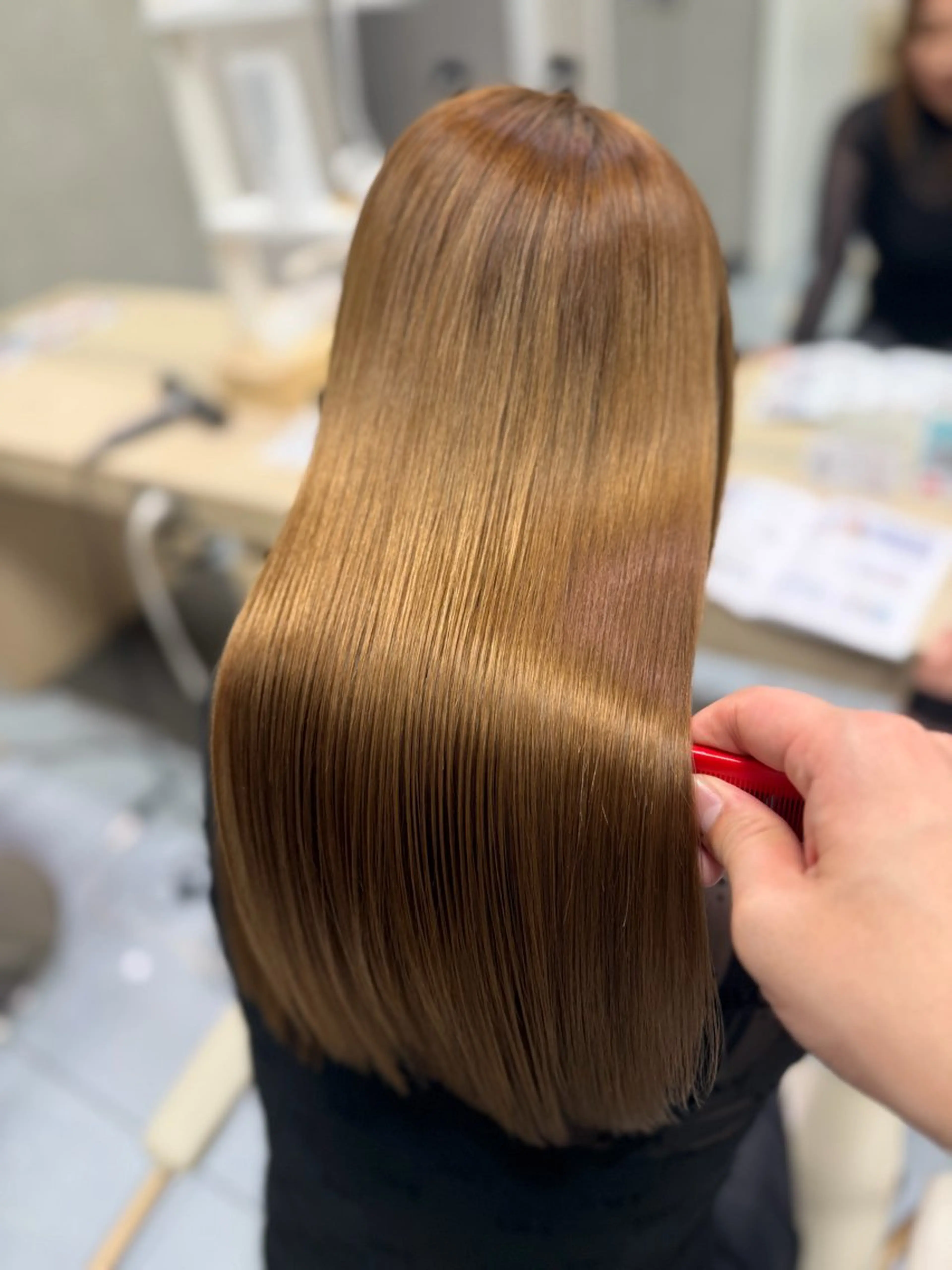 ロング パーマ 縮毛矯正 トリートメント 髪質改善/縮毛矯正 /ブリーチ矯正/岡部のヘアスタイル