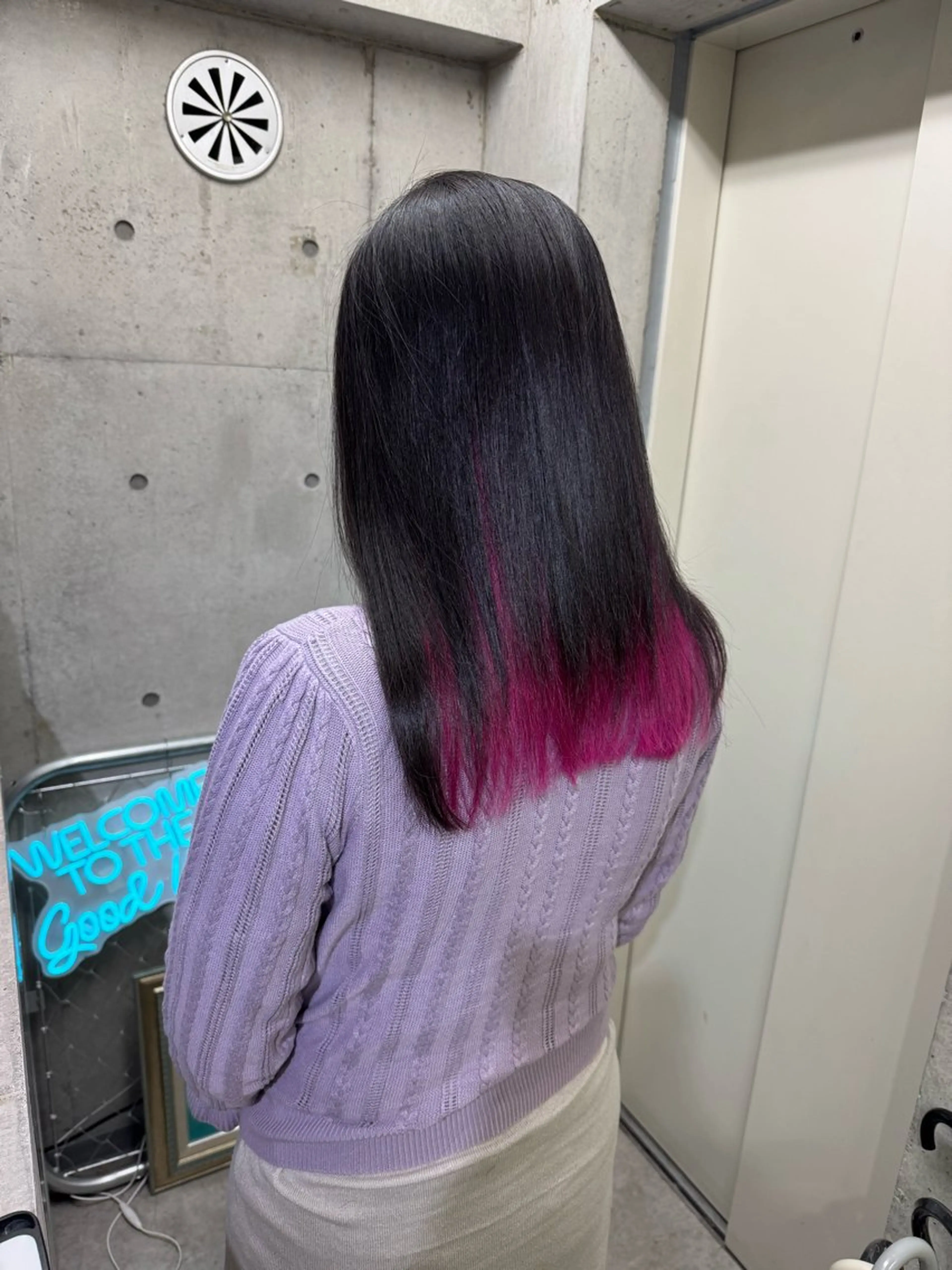 ミディアム カラー ブリーチ インナーカラー ピンクカラー ♡₊⁺カットの天才 ??AYANEのヘアスタイル