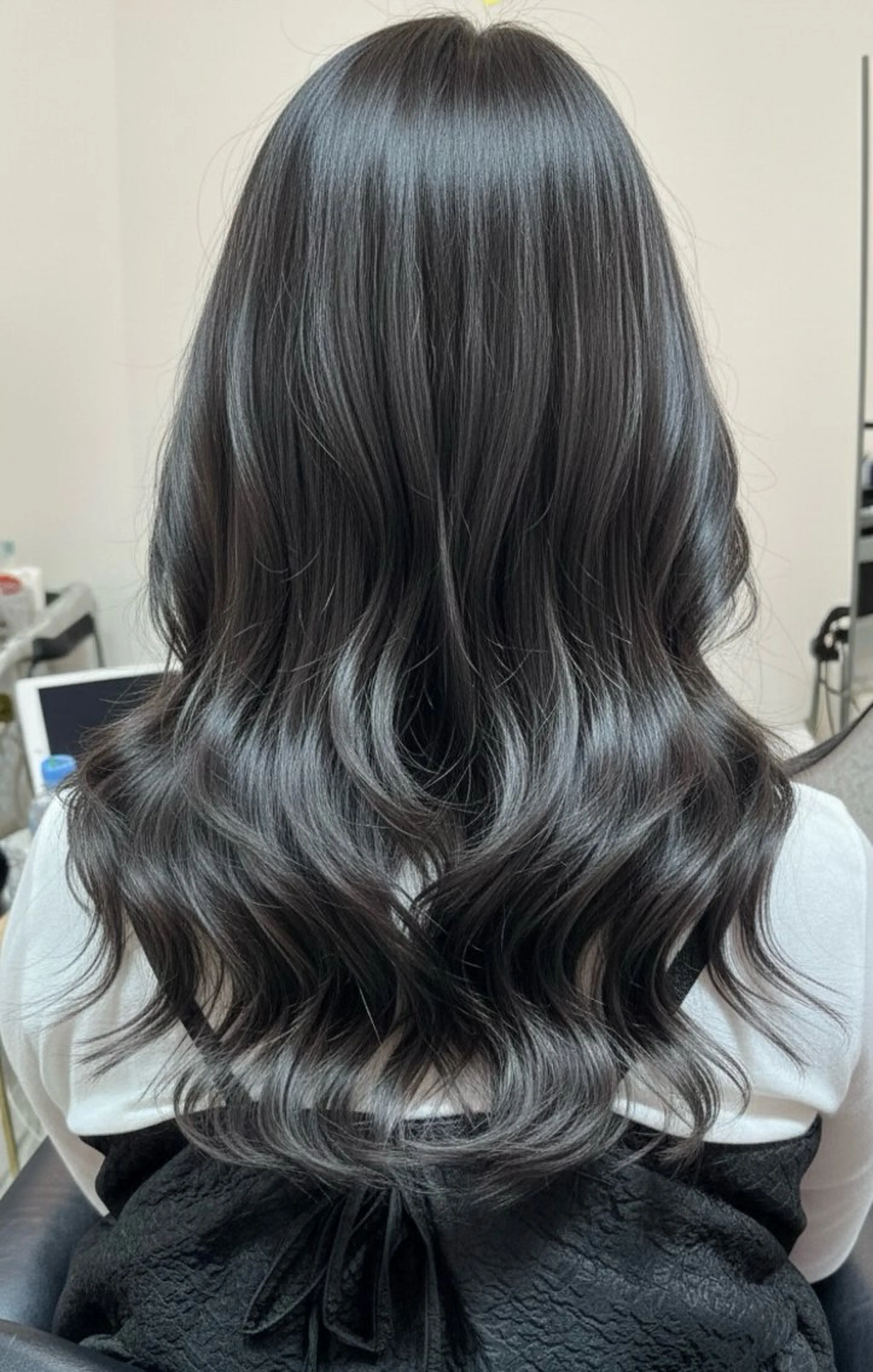 セミロング 韓国風ヘア カット ヘアカラー トリートメント ヘッドスパ 新宿/韓国レイヤー/ 顔周りカット松本美晴のヘアスタイル