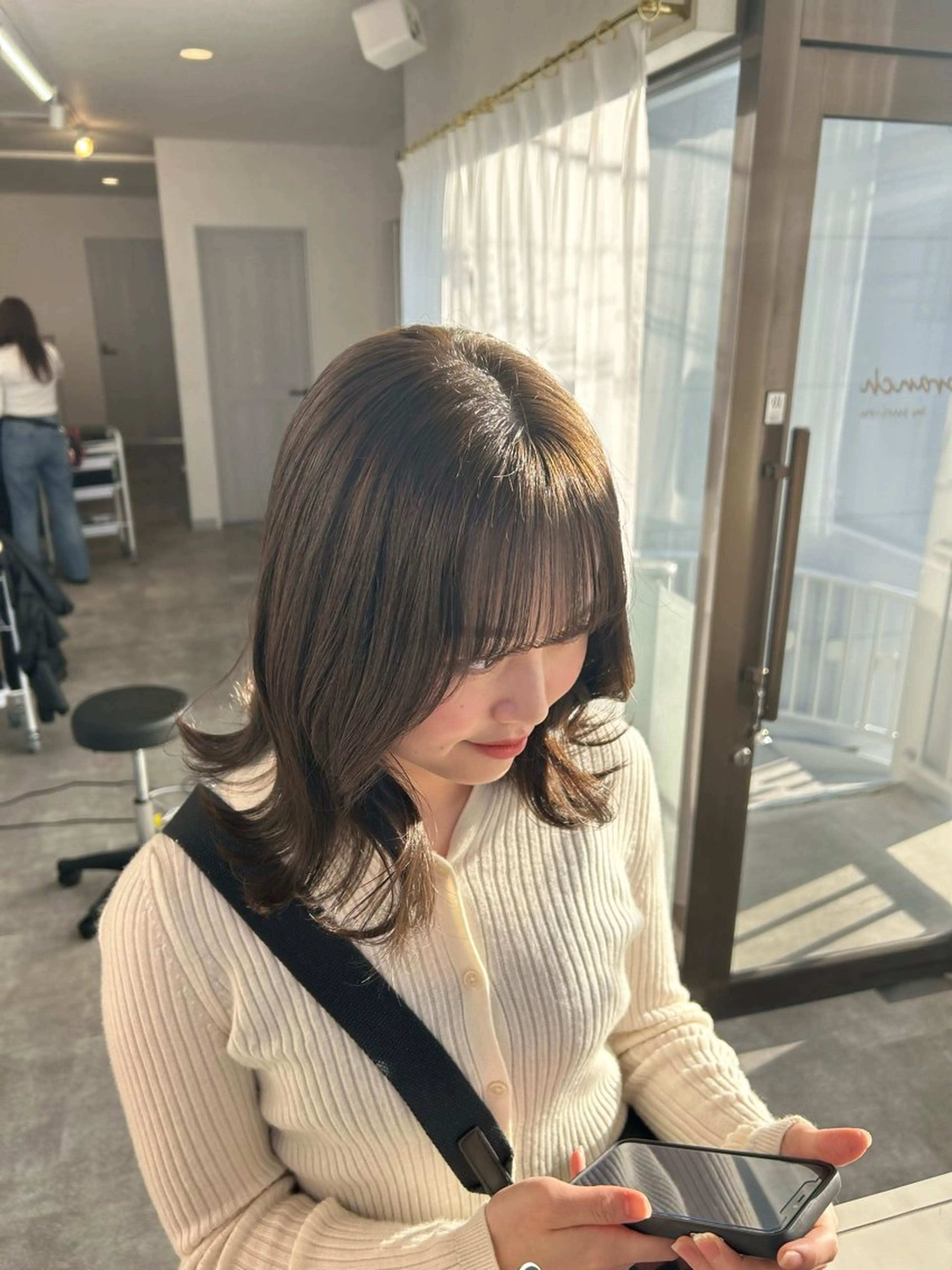 ミディアム カラー suri-ru hair【スリールヘアー】所属・FURUSAWA AOIのヘアスタイル