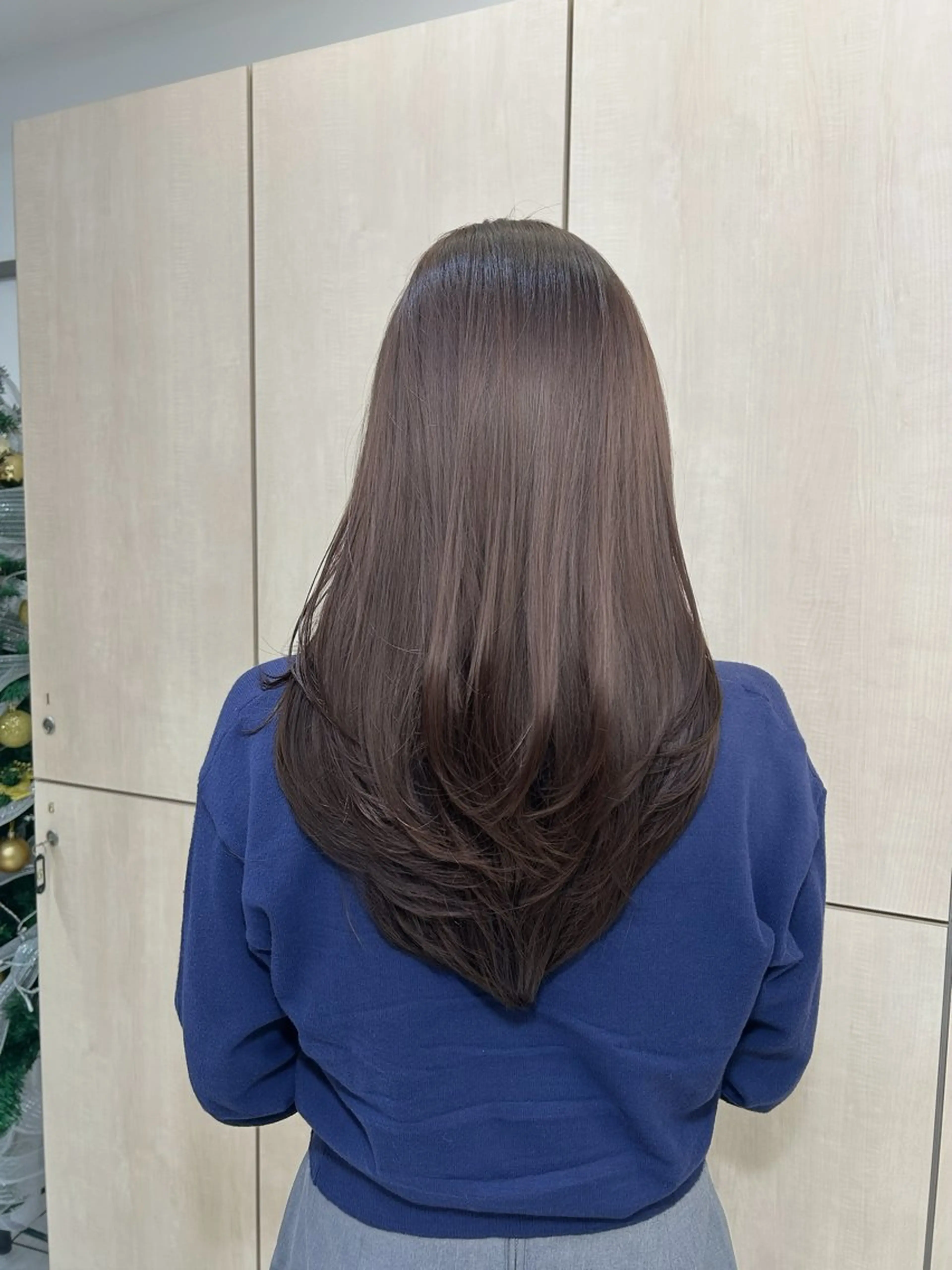 ロング カラー ブリーチ ブラウンカラー チョコレートブラウン ブリーチなしカラー レイヤーカット ヘアカラー トリートメント ヘアセット 透明感カラー🤍 Kaitoのヘアスタイル