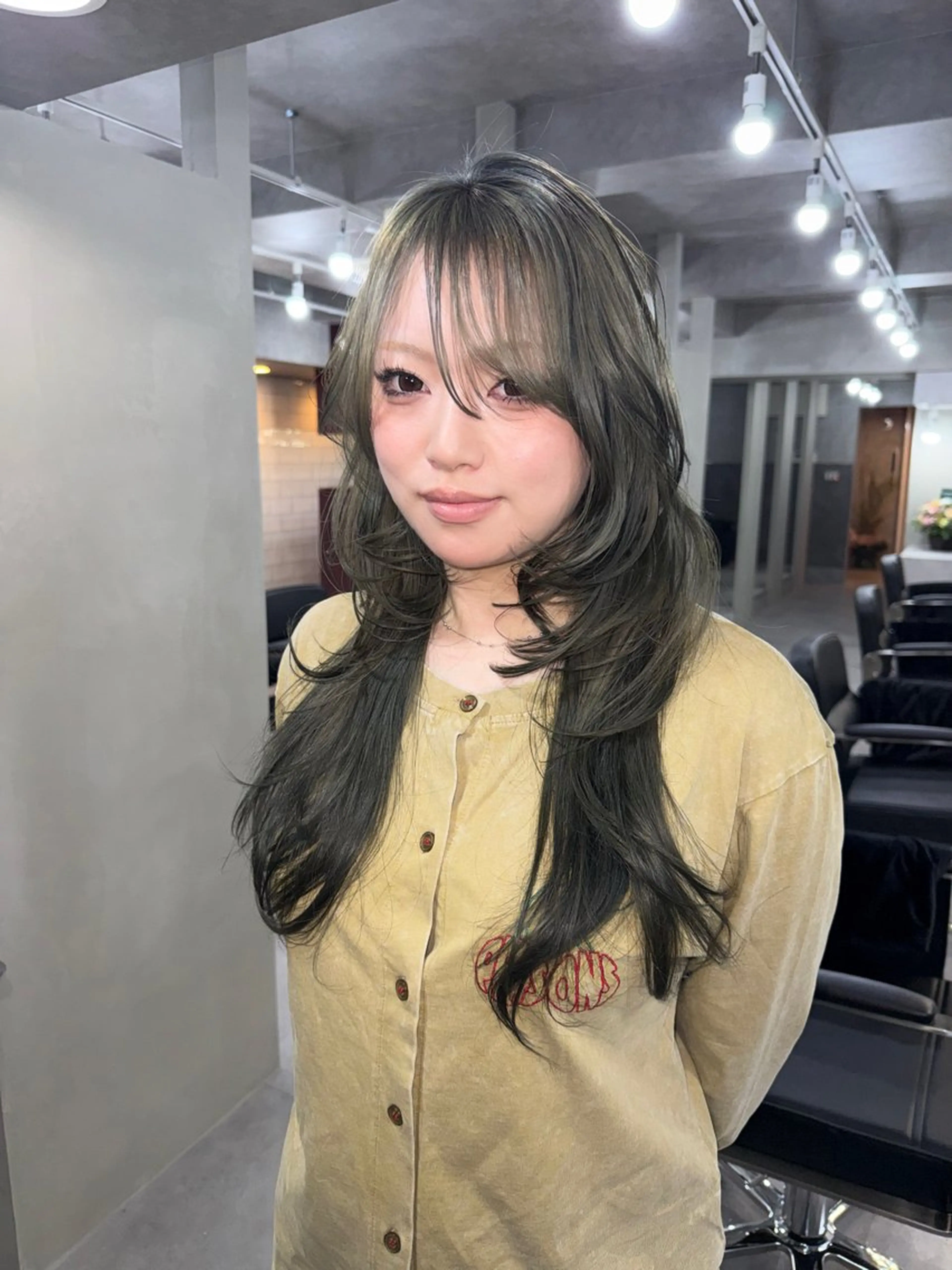 Cut/Color/Treatmentの写真