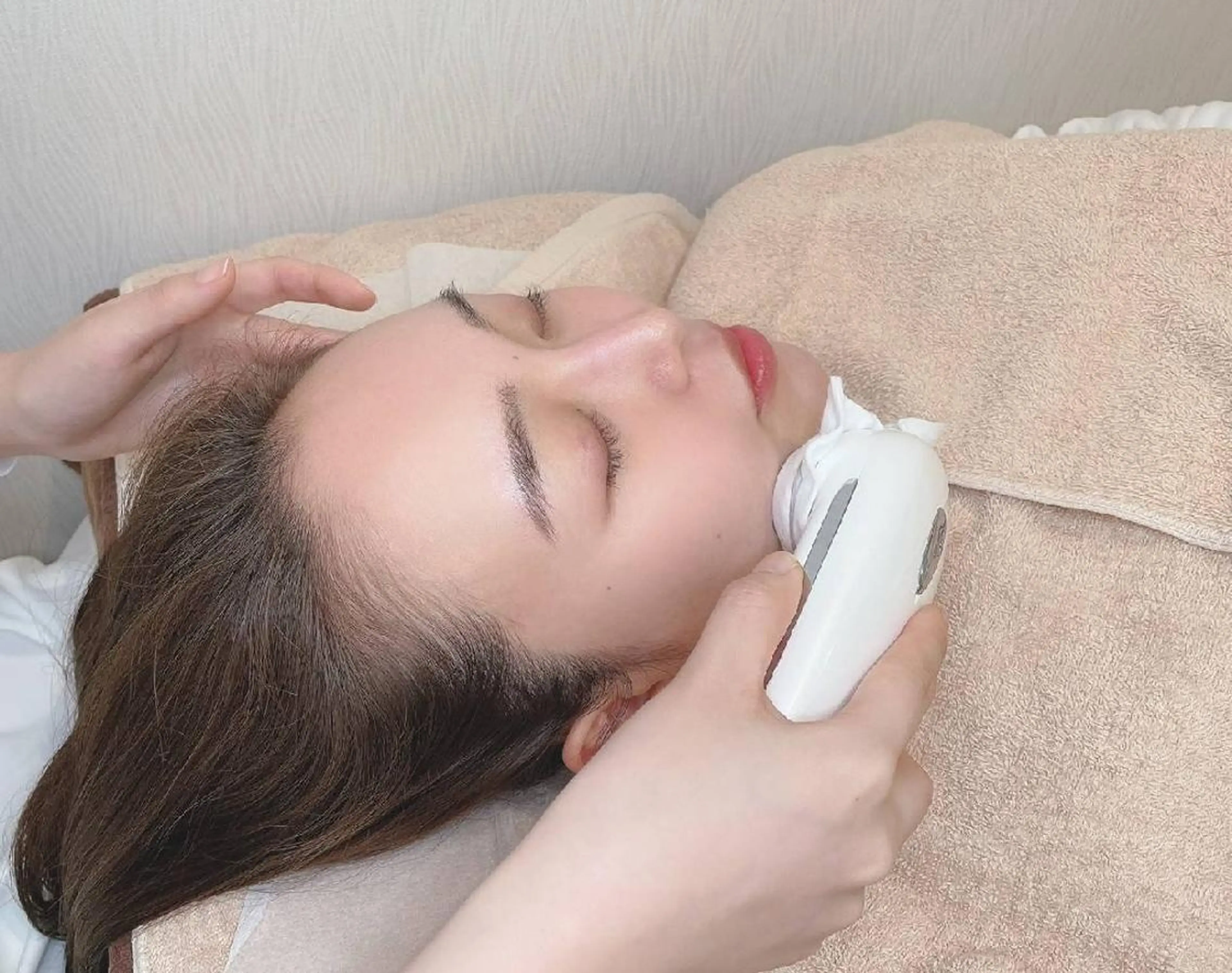 Brilo(ブリーロ)美容鍼灸サロン所属・💙美容鍼💙美顔矯 正🧡Brilo🧡のエステ・リラクイメージ