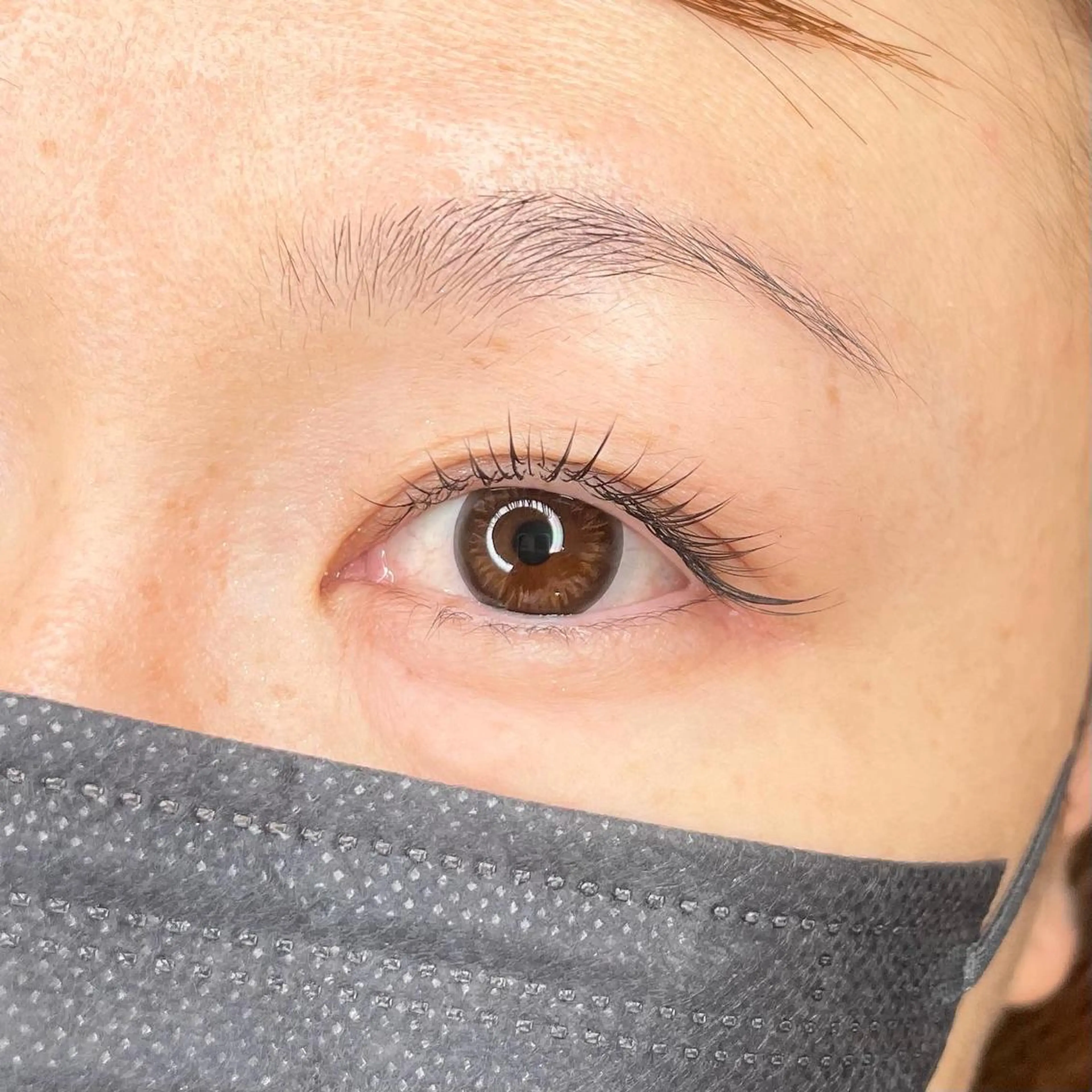 マツエク・マツパ フラットラッシュ Jカール cache 【カシェ】所属・cache / SAKIの眉毛・アイブロウイメージ