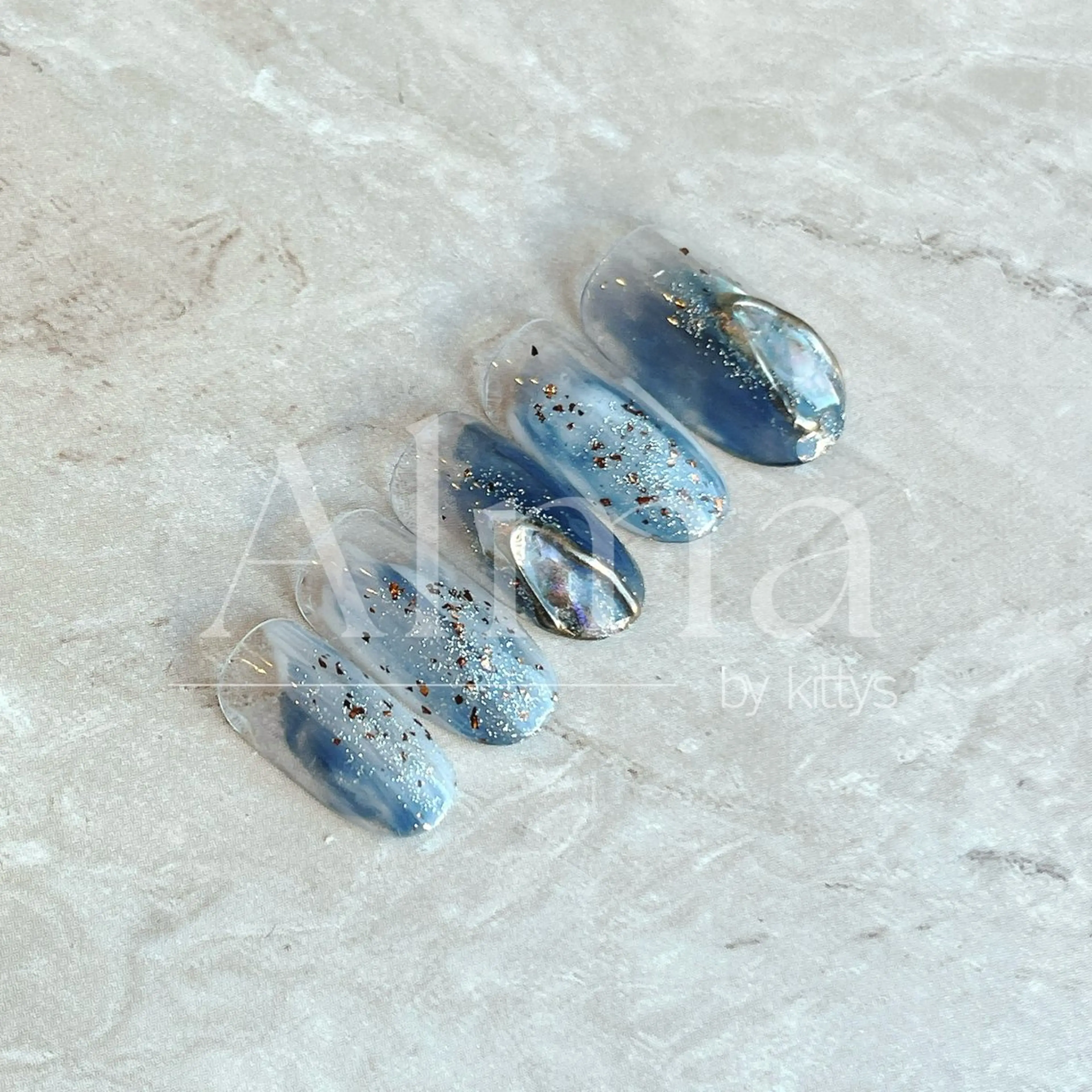 ネイル ハンドネイル Alma by kittys 谷保店所属・Alma chitoseのネイルデザイン