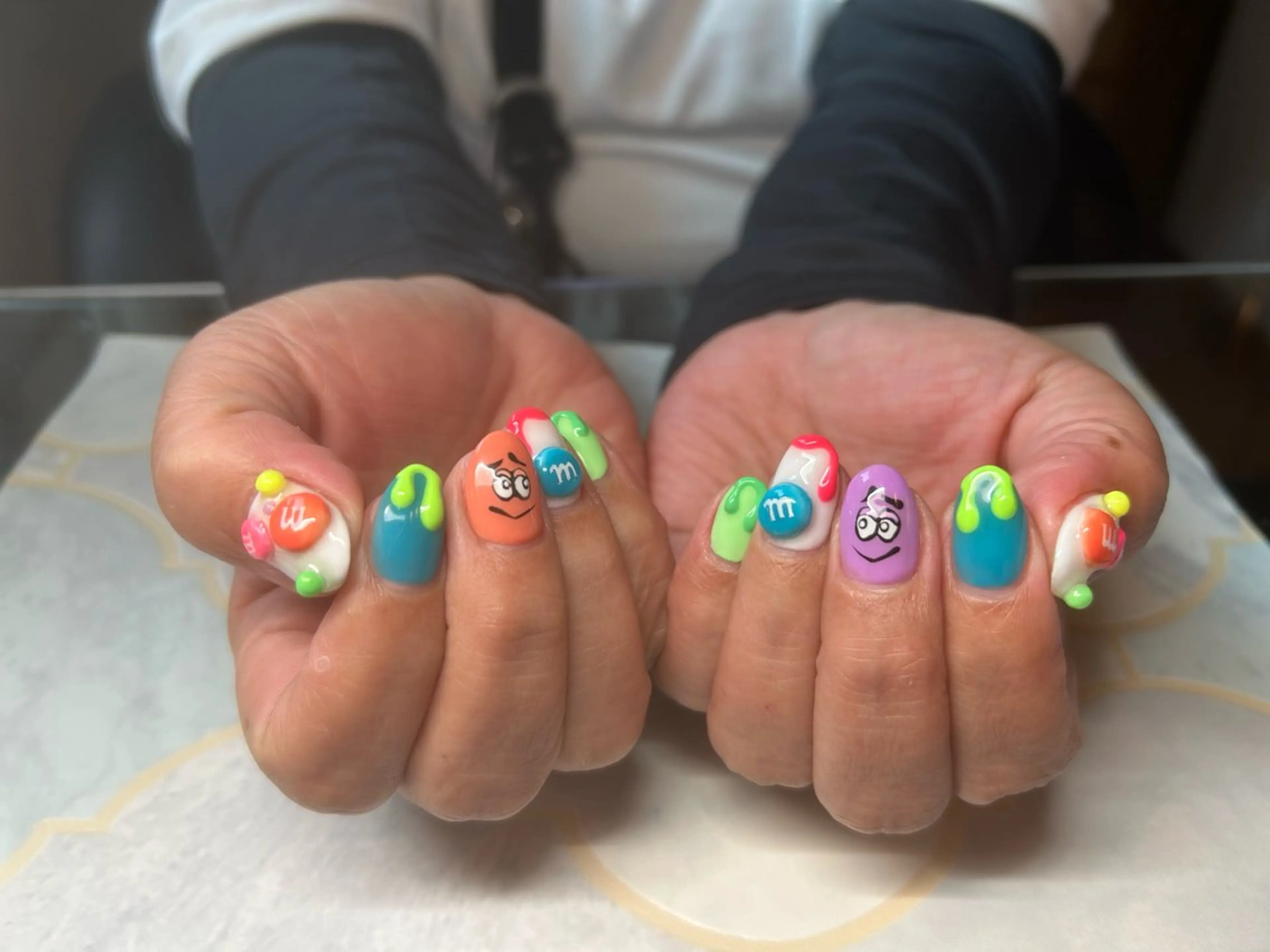 ネイル アートネイル ハンドネイル Lisa’s Salonのネイルデザイン