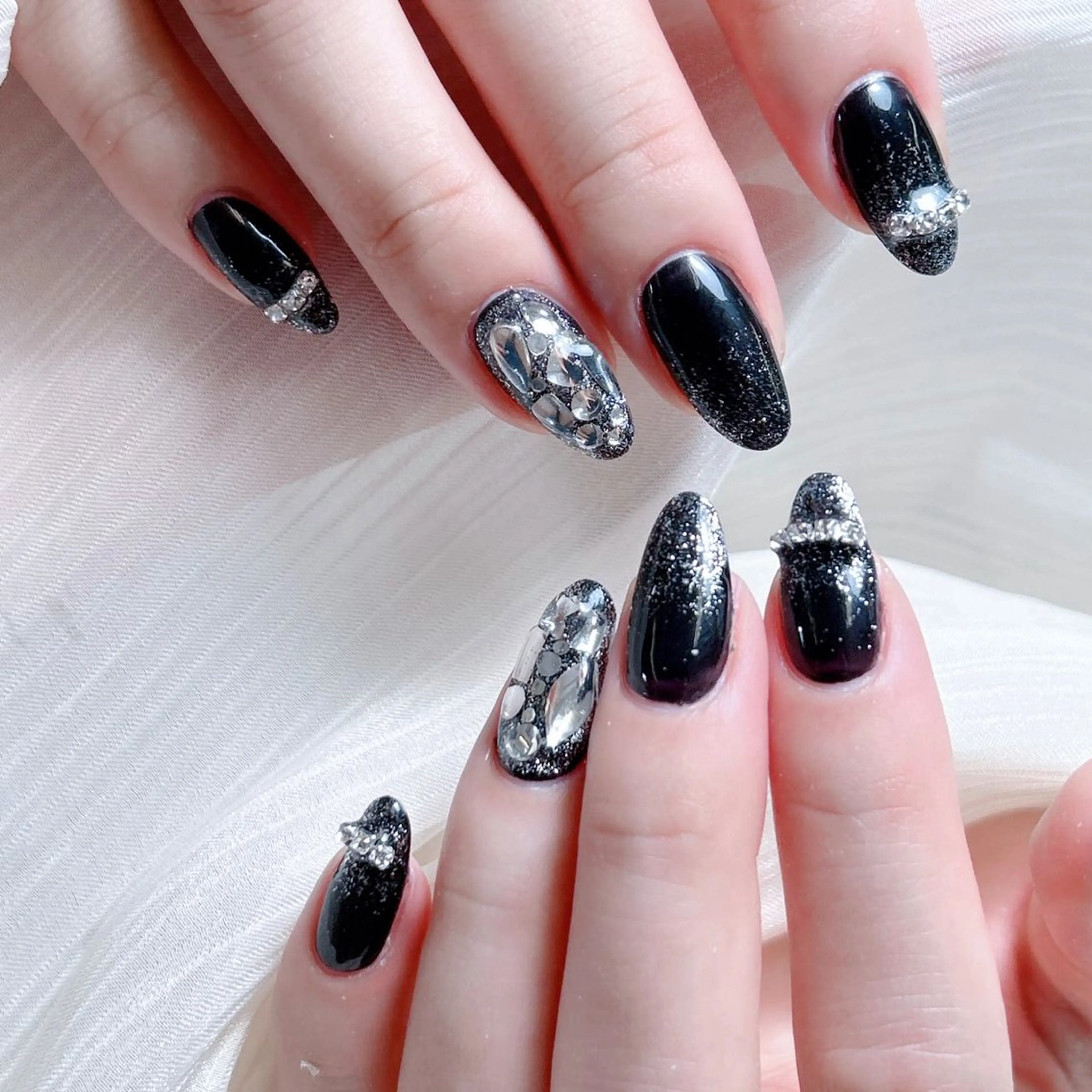 ネイル ハンドネイル 🎀Ｍ nails✨ ビューティーのネイルデザイン