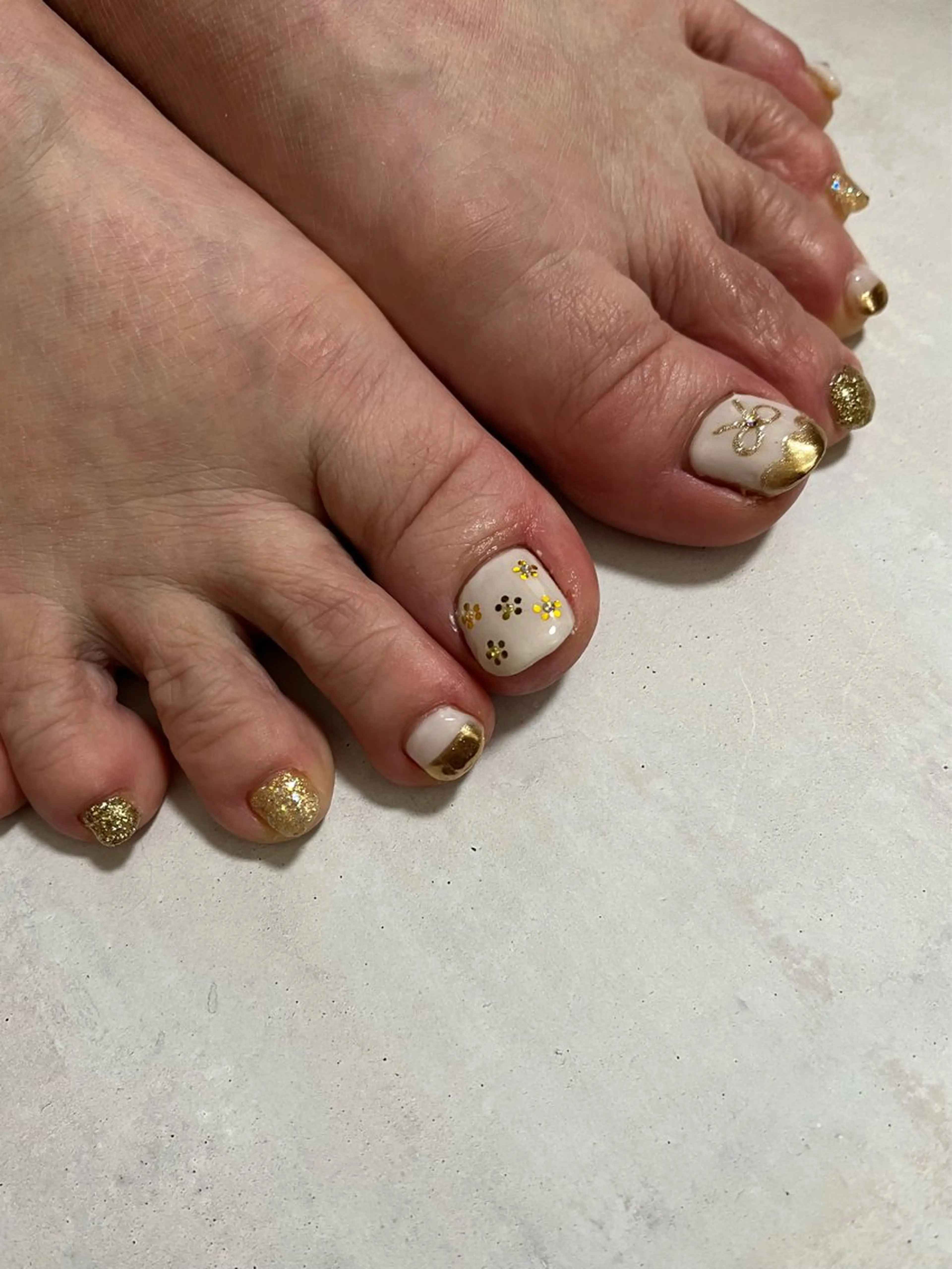 ネイル リボン フットネイル K Aのネイルデザイン