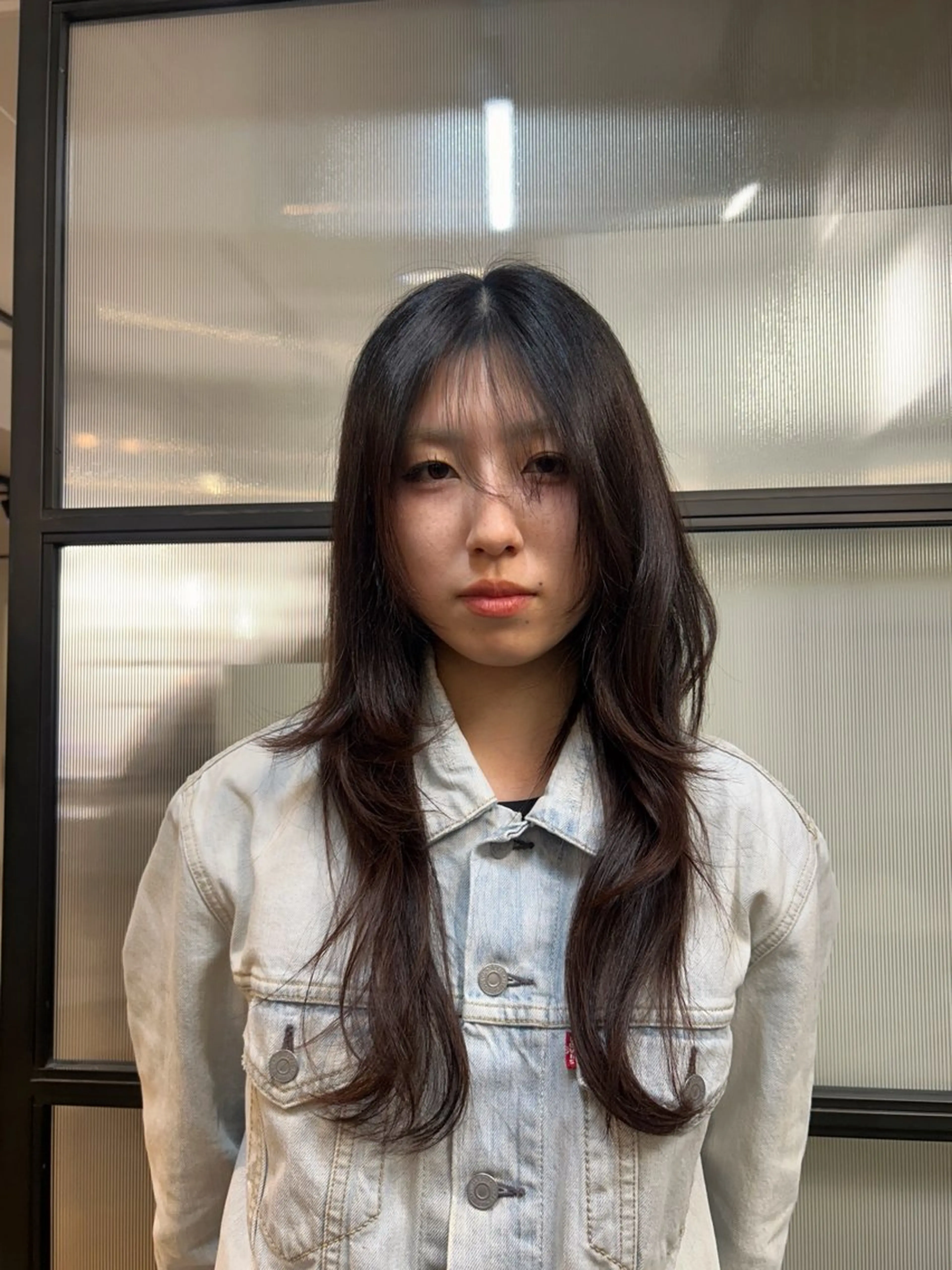 ロング 顔周りカット レイヤーカット ロング 5scene所属・Sara ༺のヘアスタイル