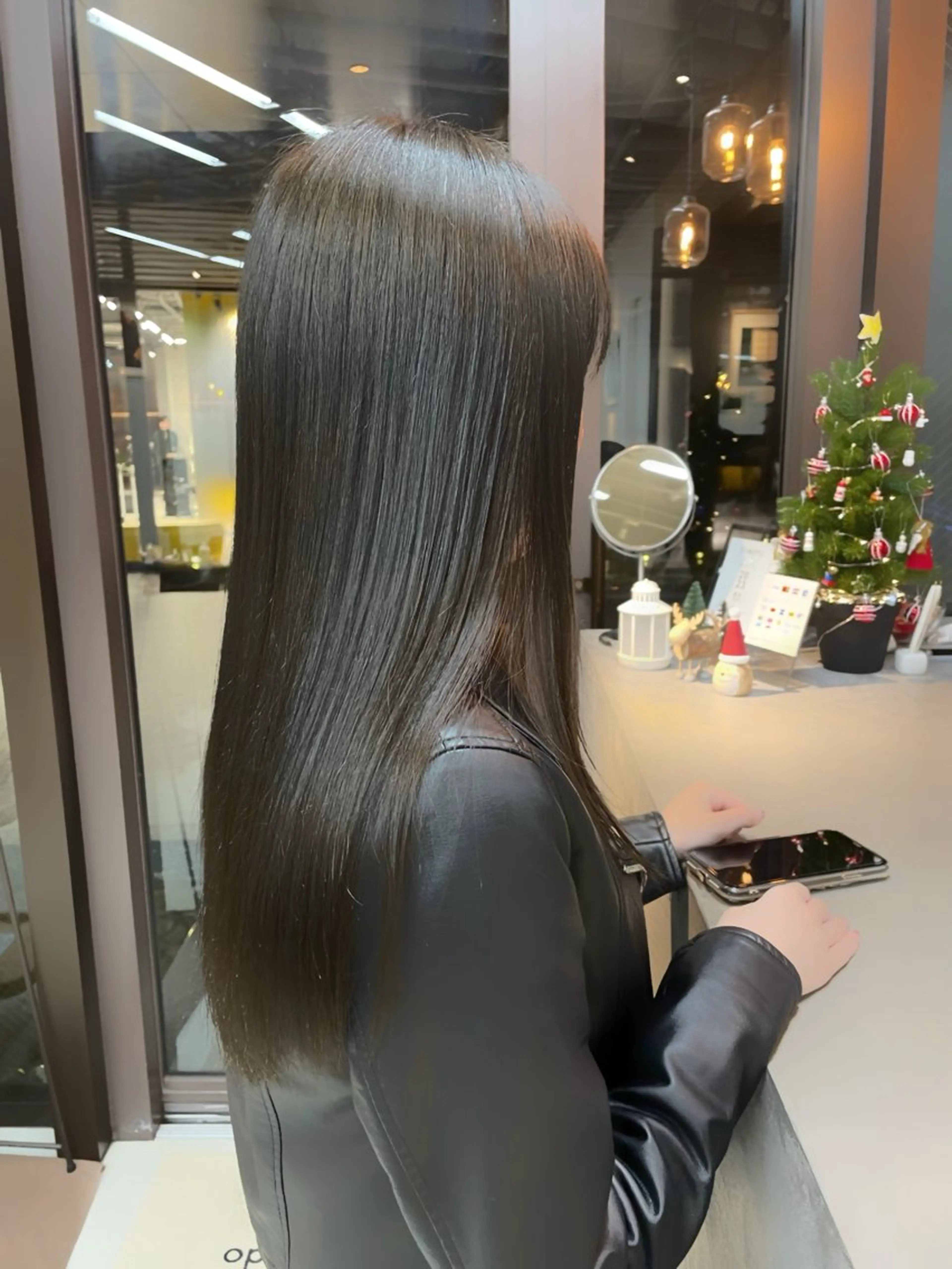 ロング カラー トリートメント ヘアカラー トリートメント カットモデル募集中 🤍harunaのヘアスタイル