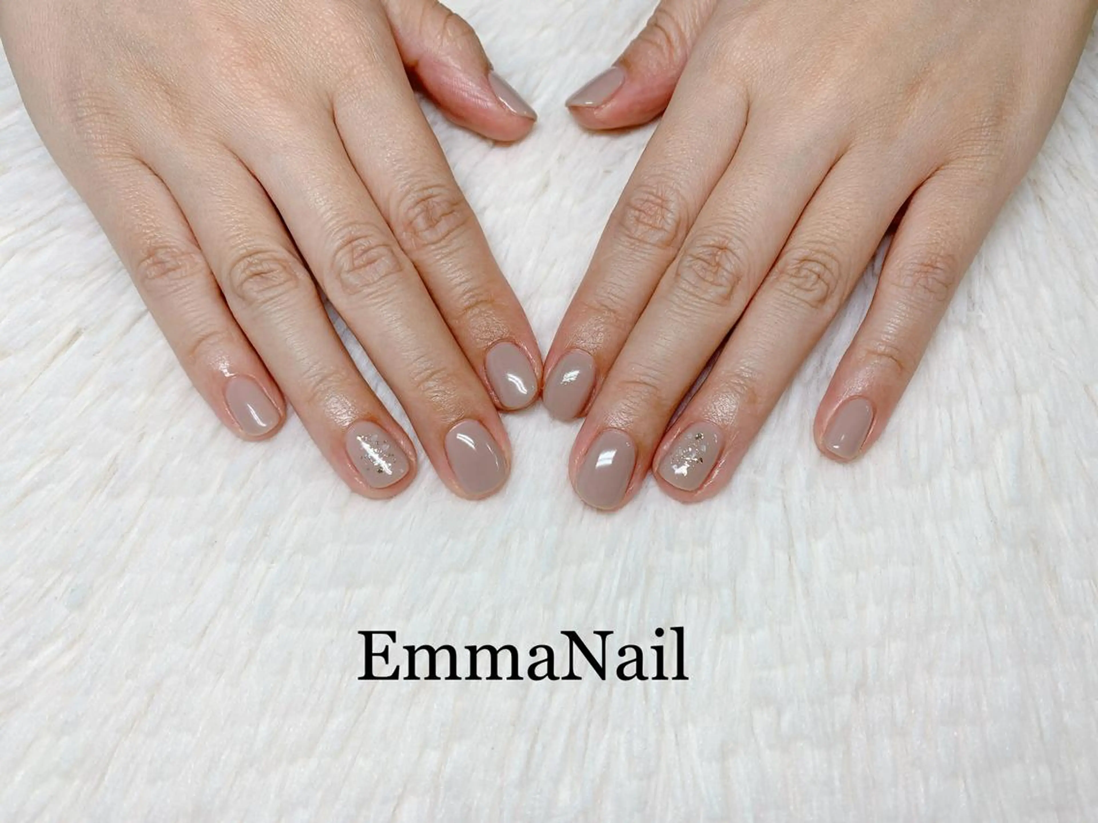 ネイル ジェルネイル ハンドネイル salon EM&A emiのネイルデザイン