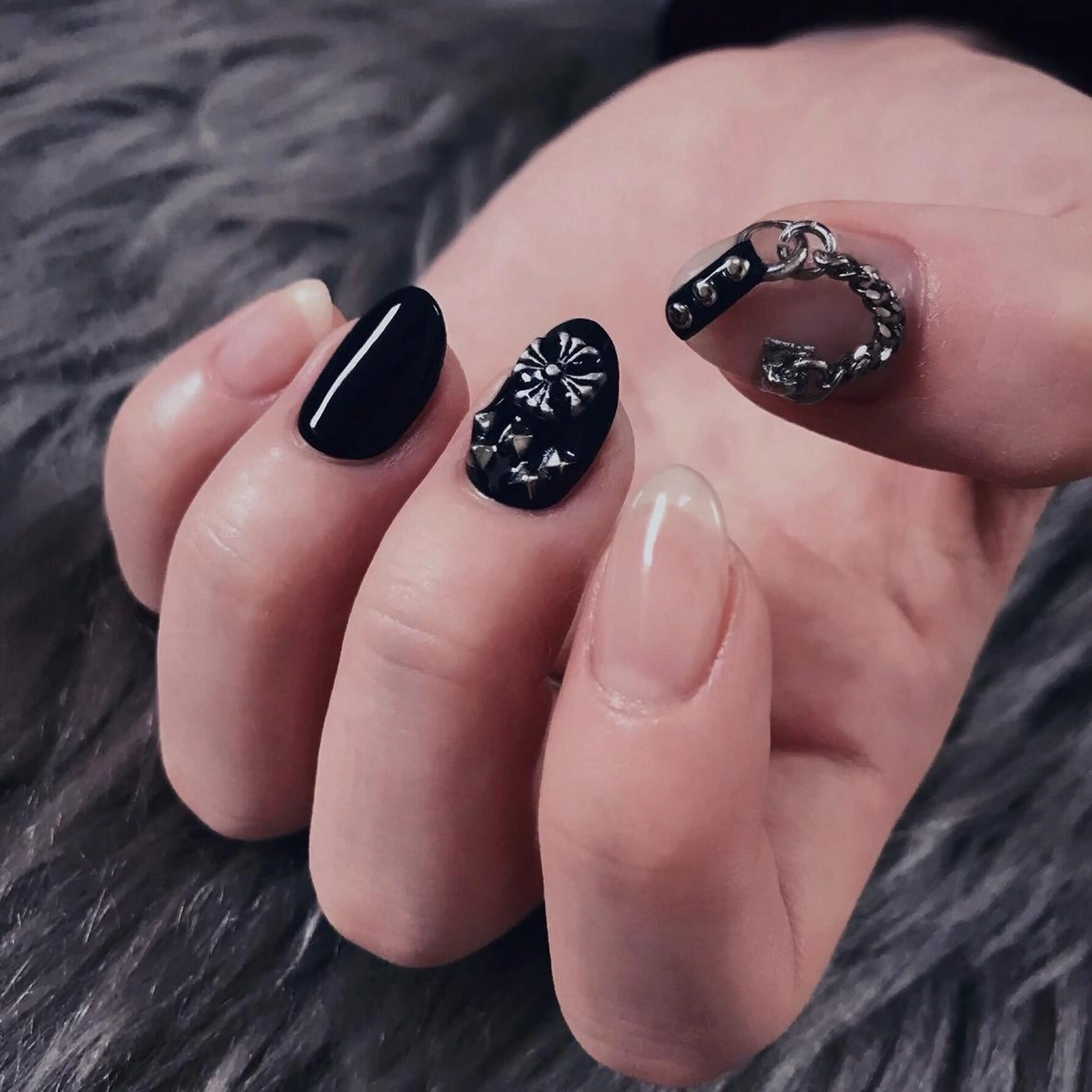 ネイル NOIROUGE所属・NOI ROUGEのネイルデザイン