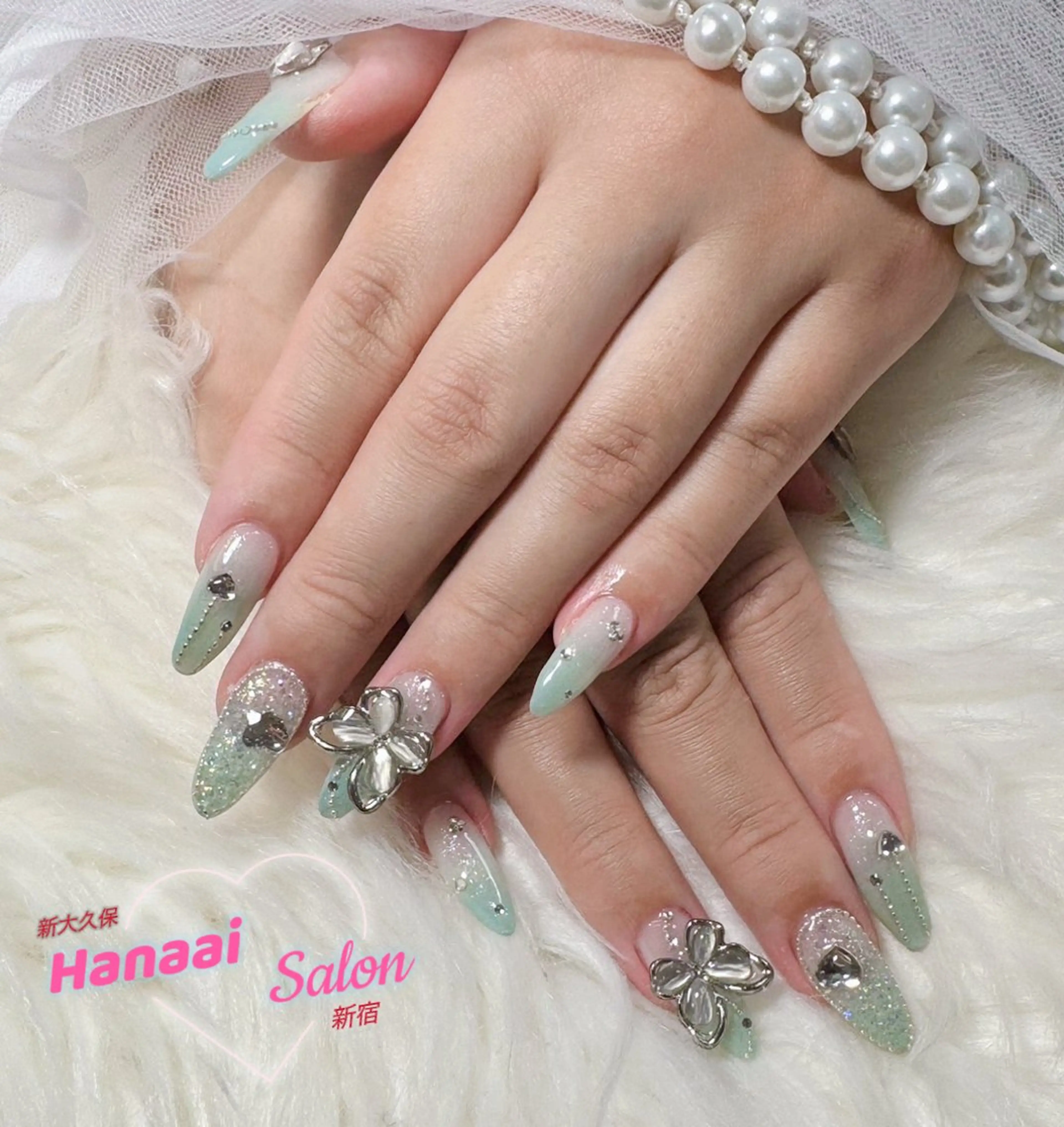 ミディアム ハンドネイル Hanaai salon あまねのネイルデザイン