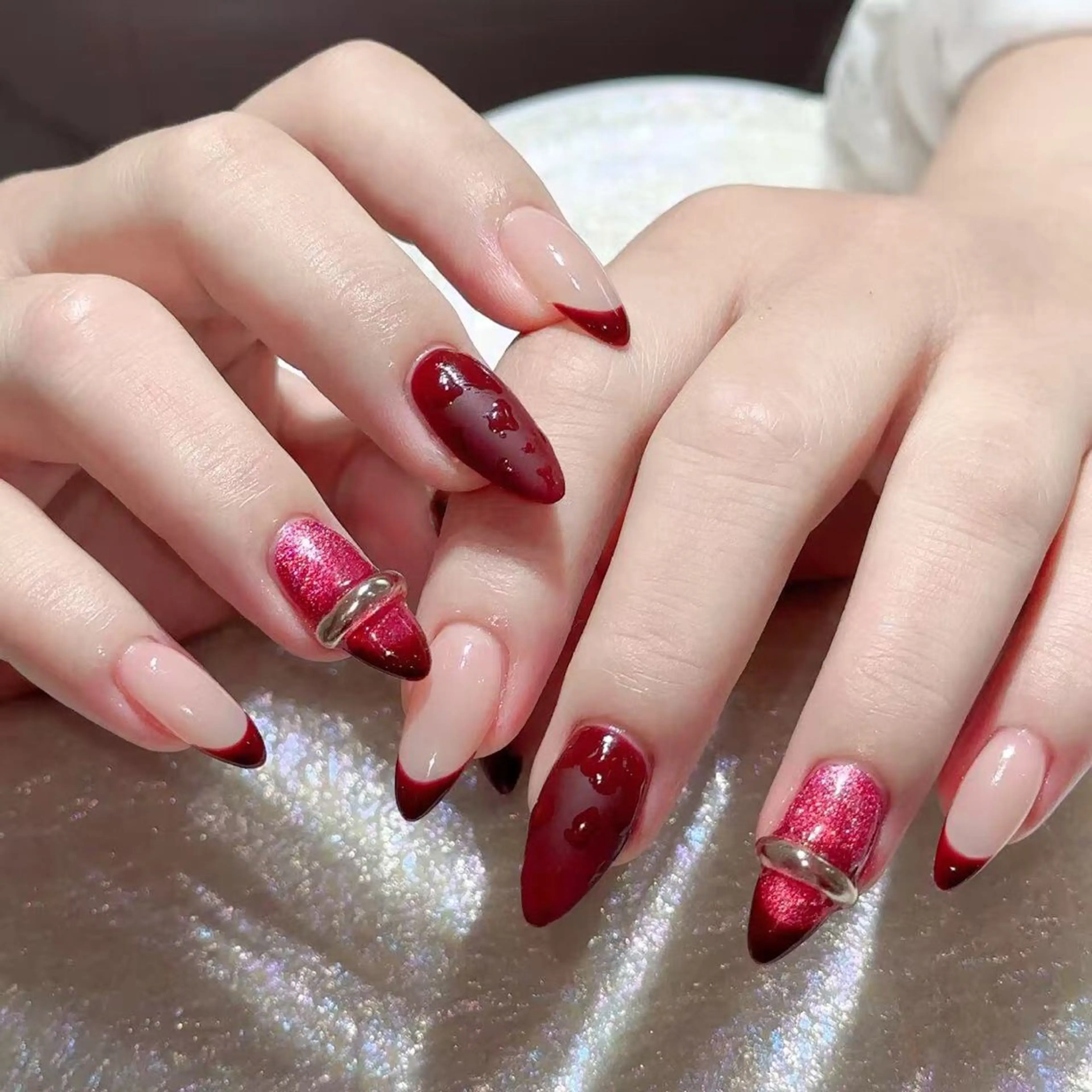 ネイル ハンドネイル Queens テイのネイルデザイン