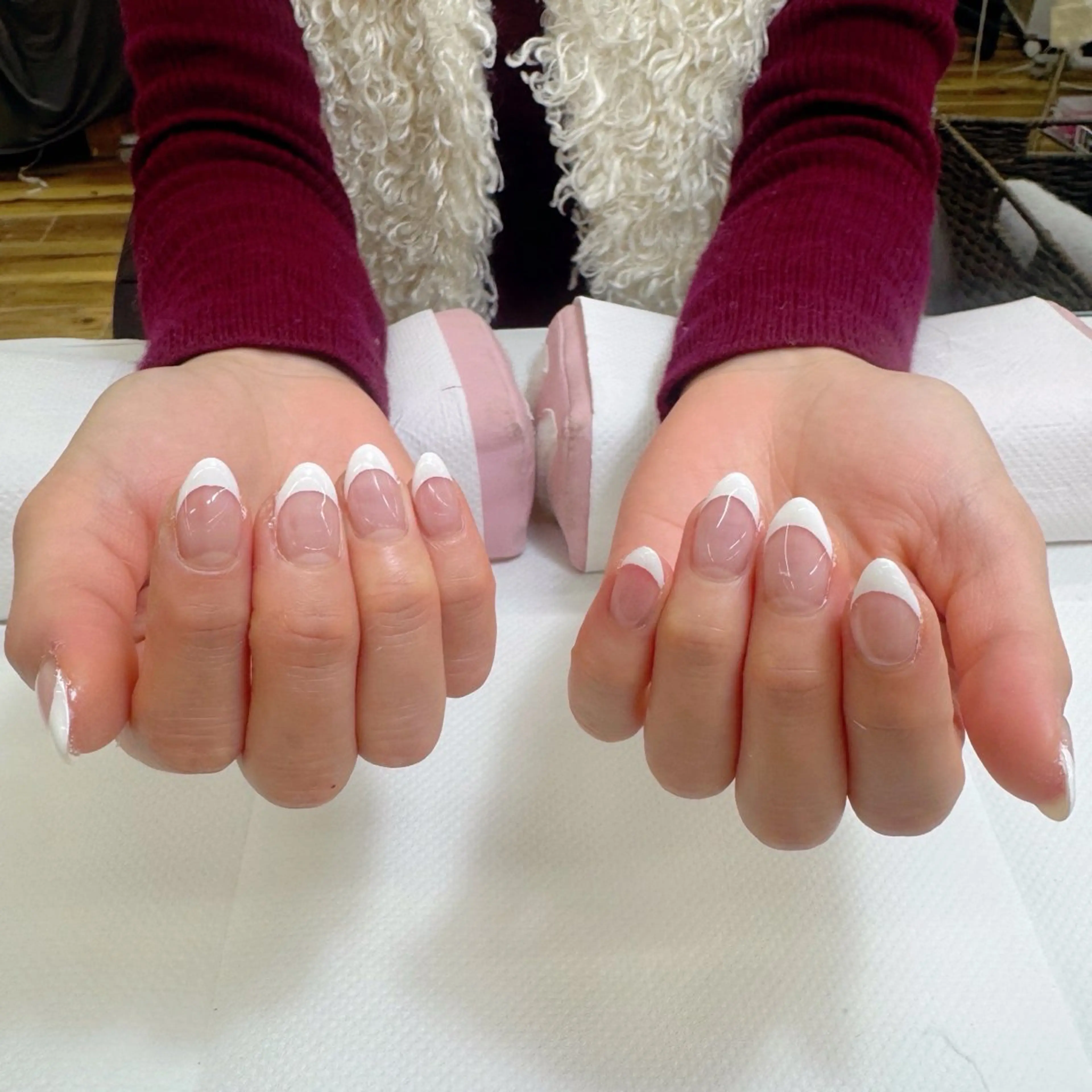 ネイル フレンチネイル ハンドネイル 【MAXKELLY】 Shiotaのネイルデザイン