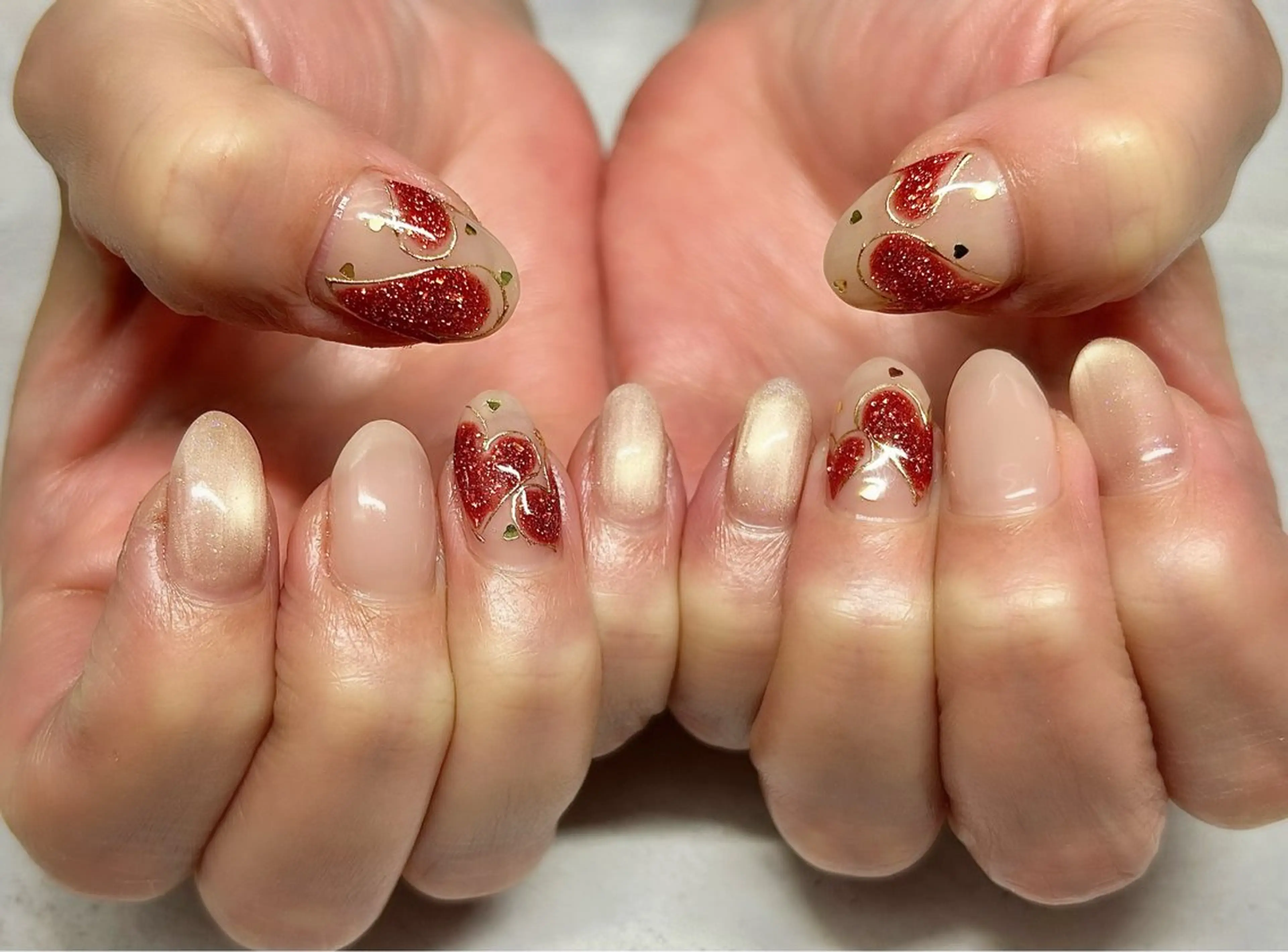 ネイル アートネイル フラッシュネイル ハート ミラーネイル バレンタイン ハンドネイル nail salon meoli　アヤのネイルデザイン