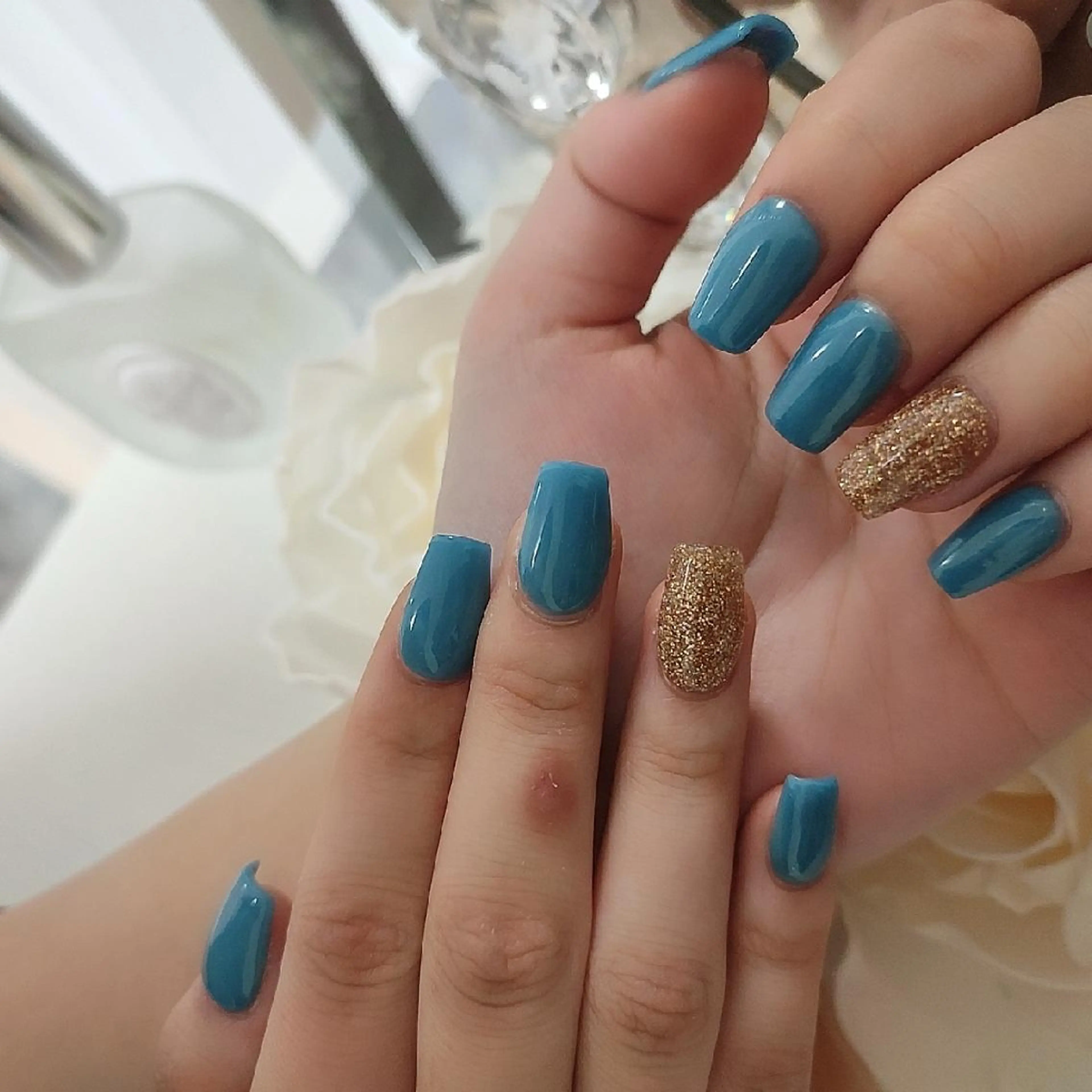 ネイル ハンドネイル RUNWAY 　　の眉毛・アイブロウイメージ