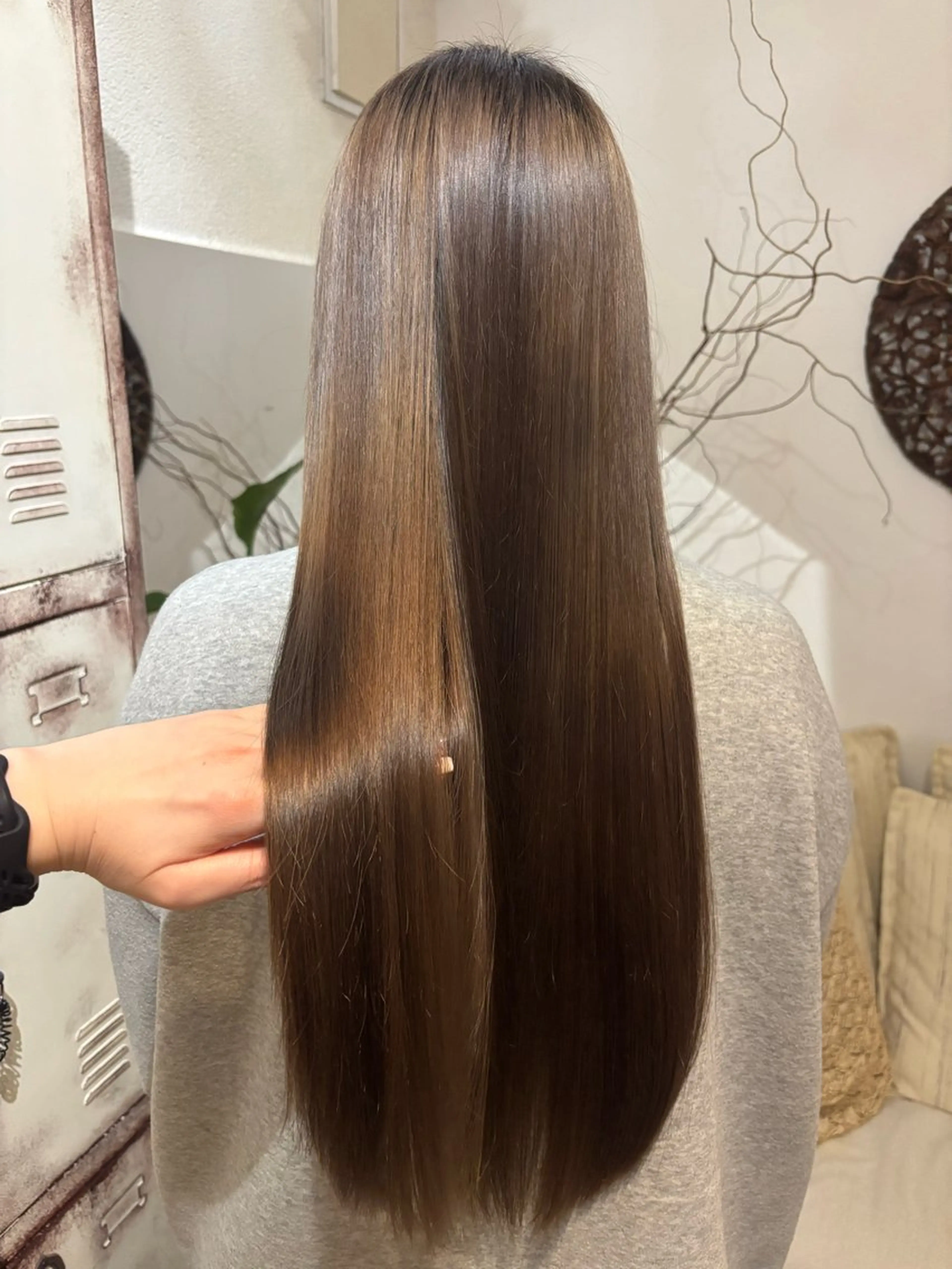 ロング カラー ヘアカラー 道添 怜奈のヘアスタイル