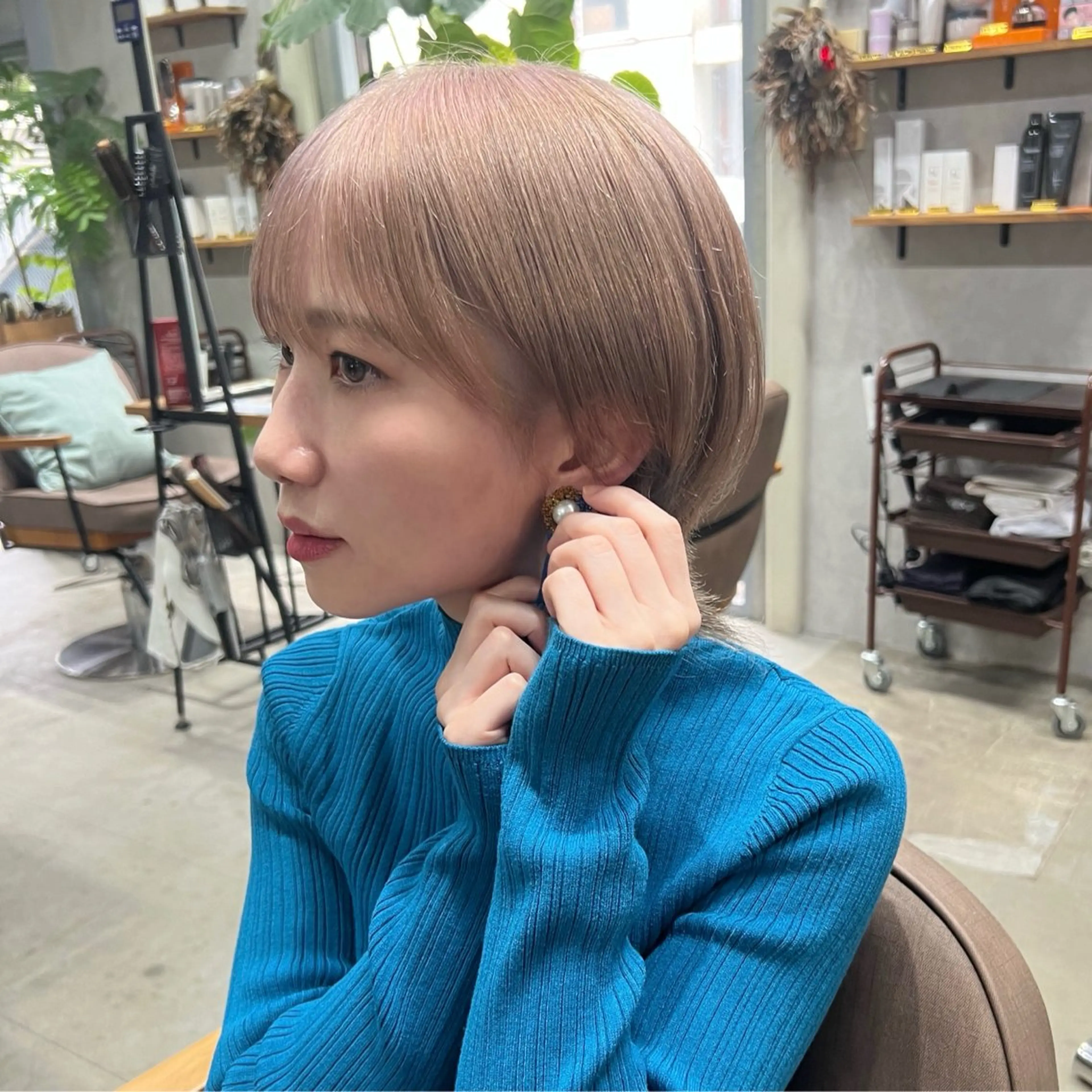 ショート カラー ハイトーンカラー ショートヘア カット ヘアカラー U-fuショート 伊藤拓海のヘアスタイル