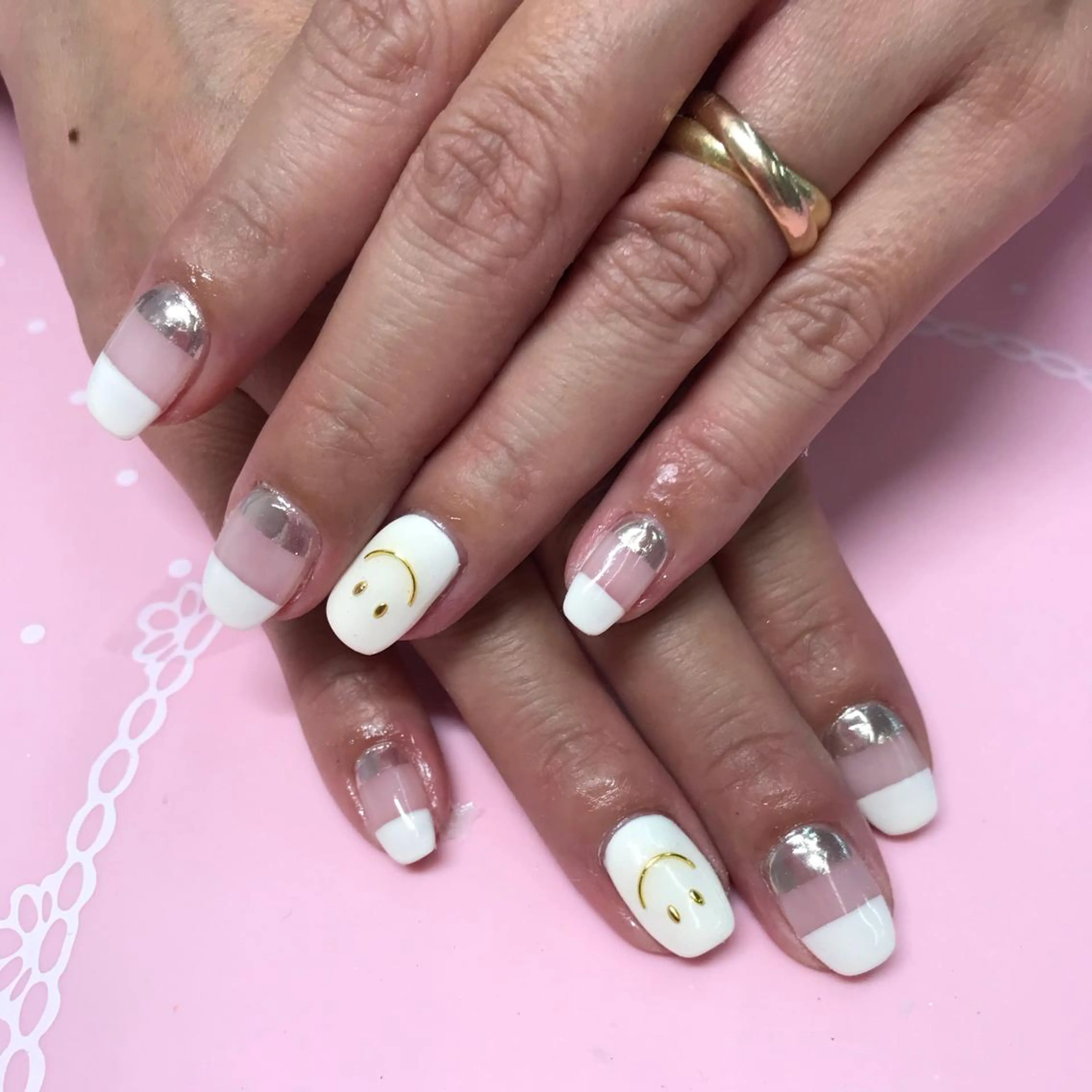 ネイル フレンチネイル ミラーネイル アスピーネイル所属・アスピーネイル asukaのネイルデザイン