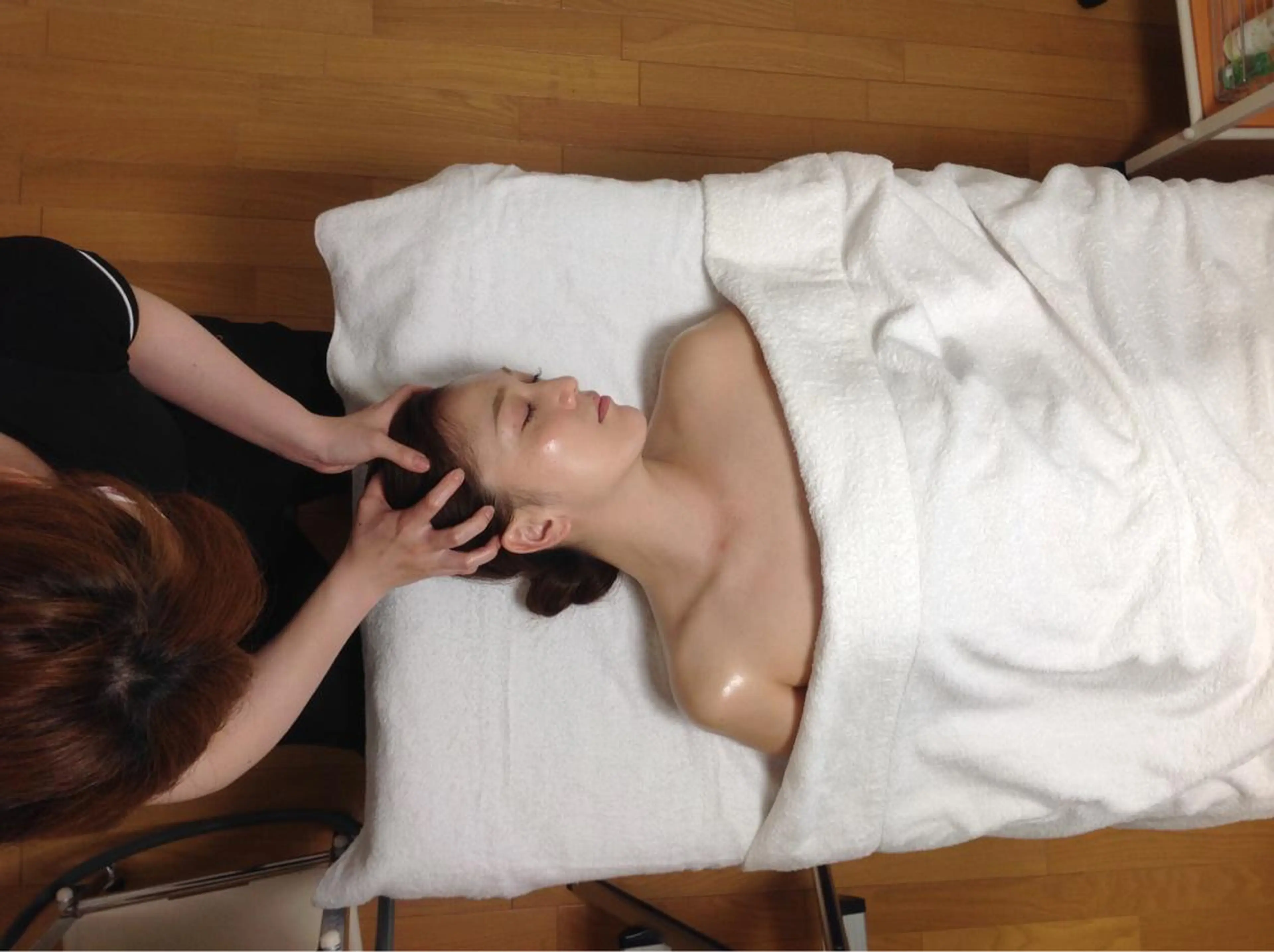 ヘッドマッサージ10分💆‍♀️✨✨お選びのクーポンにオプションでつけられます❣️の写真