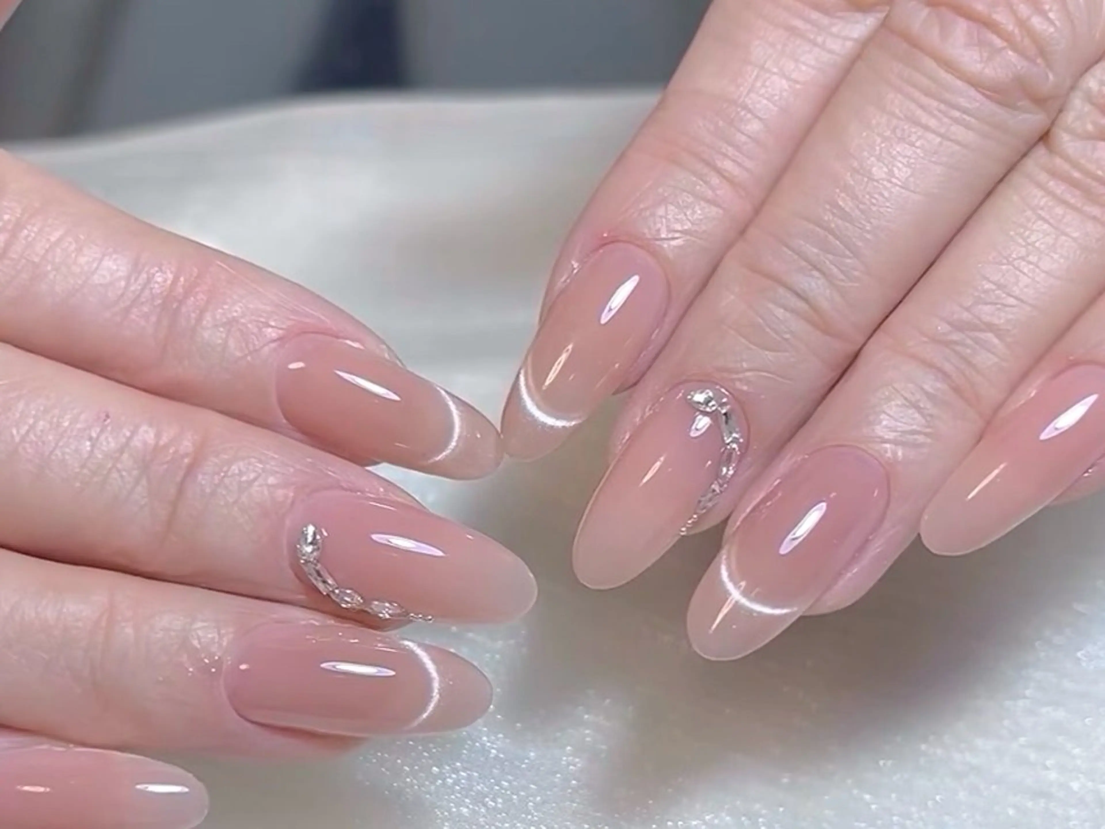 ネイル ハンドネイル ハンドケア DarkHoney 池袋店のネイルデザイン