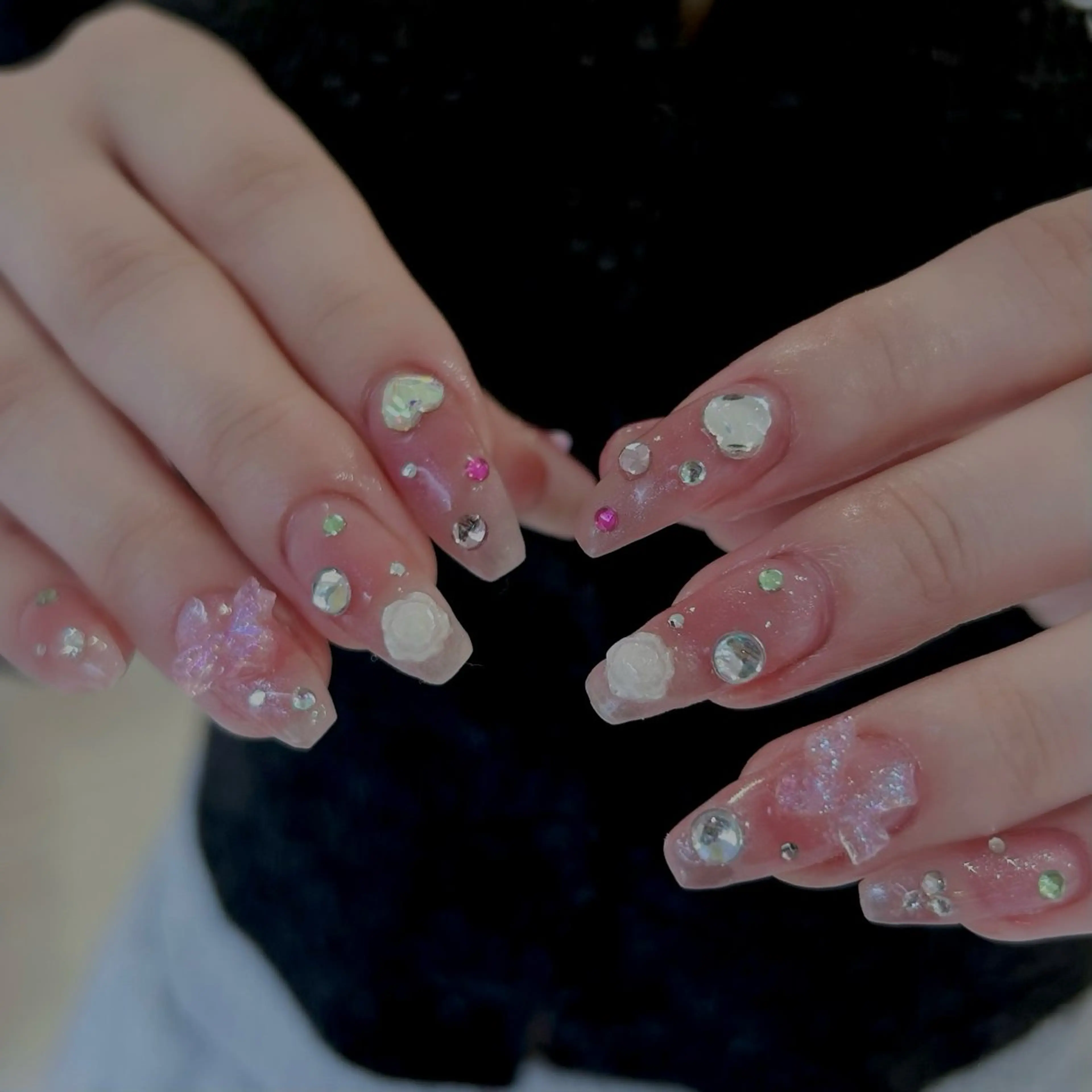 【初回オフ無料】アート・パーツ付け放題🤍(オフあり)※デザイン一度ご相談ください‪☺︎‬の写真