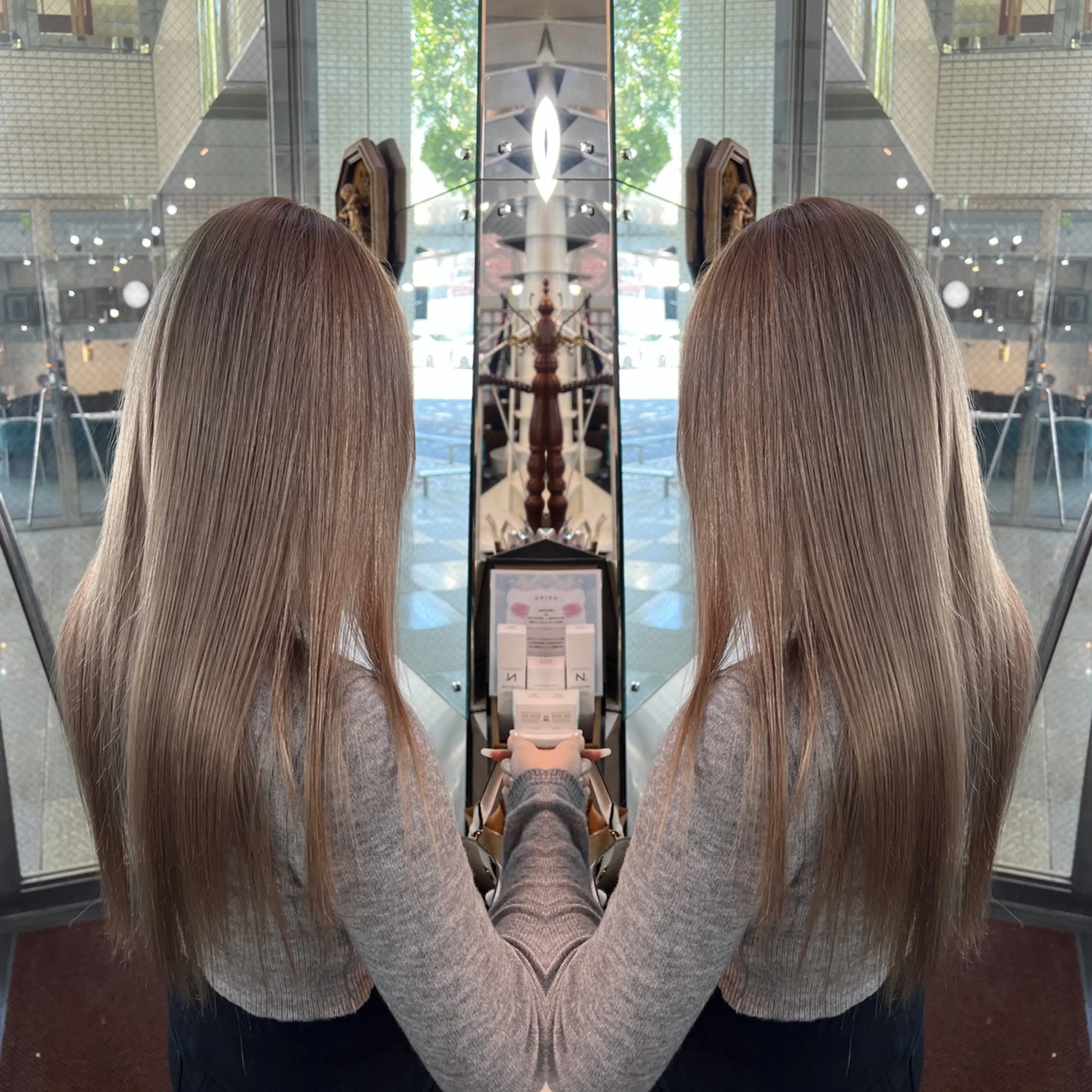 ロング カラー レイヤー/ボブ/ ミニボブ/AOIのヘアスタイル