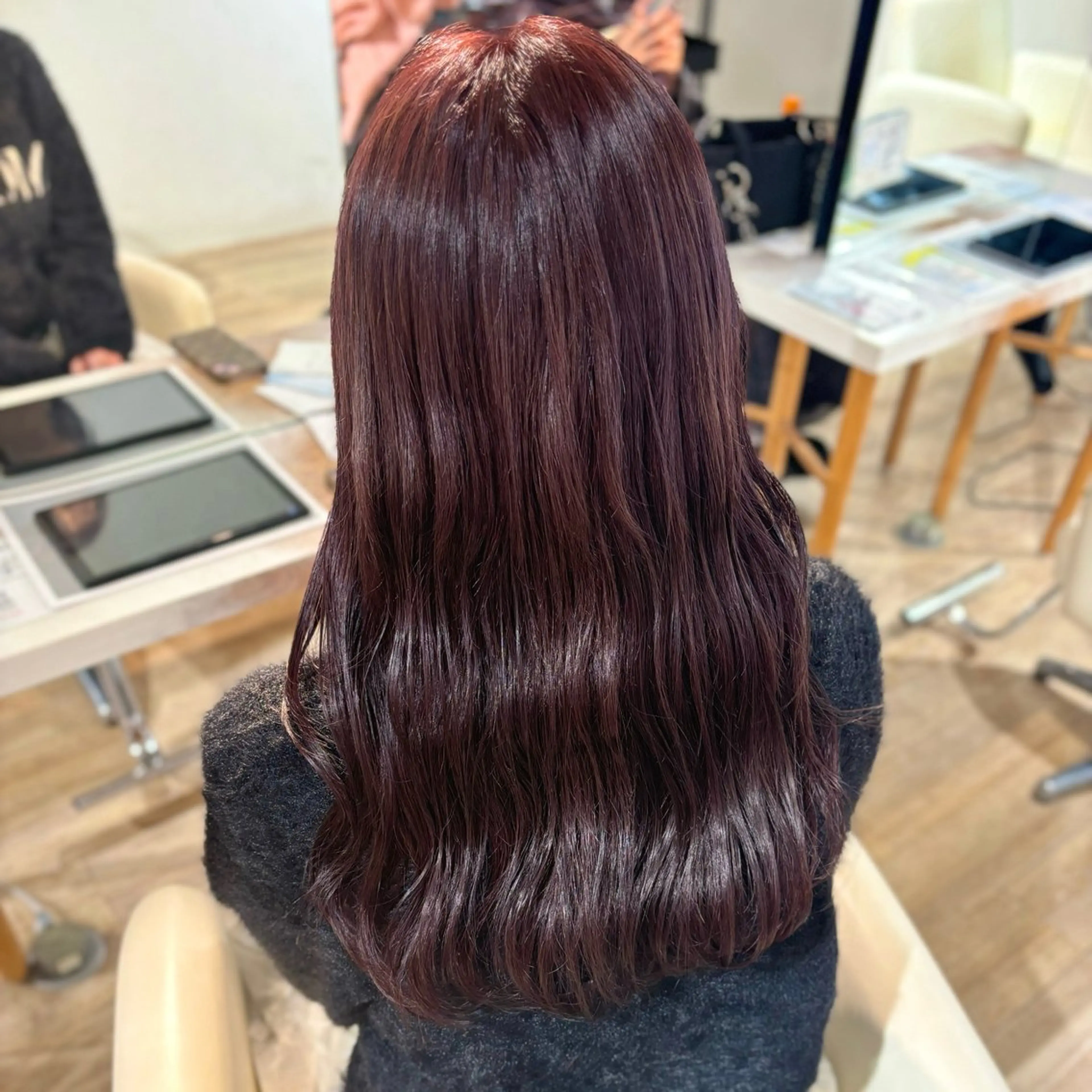 ロング カラー ダブルカラー ピンクカラー ヘアカラー 女性専用サロンiiro【イロ】所属・【韓国ヘア/透明感 カラー】makotoのヘアスタイル