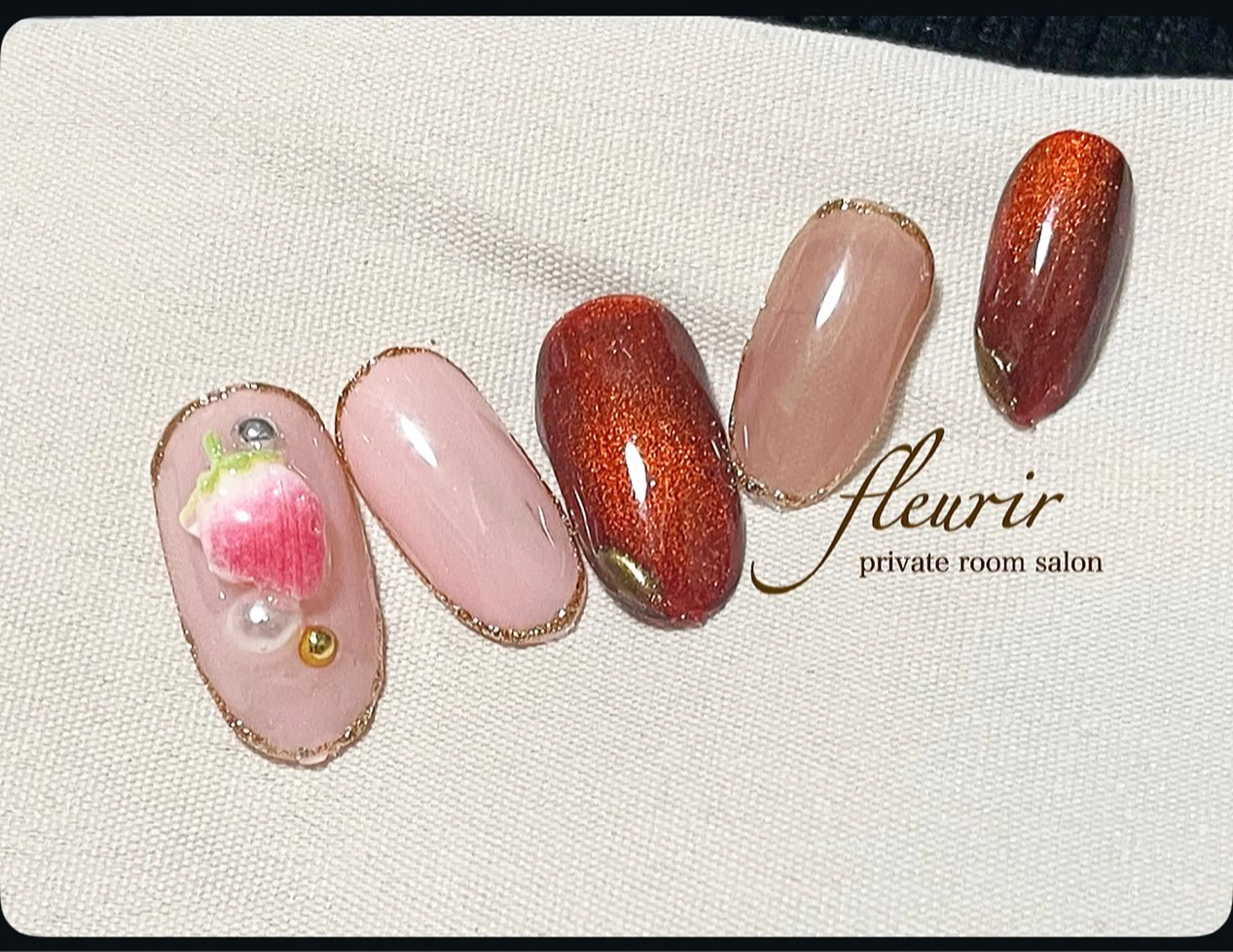 【ストロベリー🍓オフ別途追加】いちごミルク＆いちごマグネット！大人色っぽい 冬マグネットで グッと引き締まります。の写真