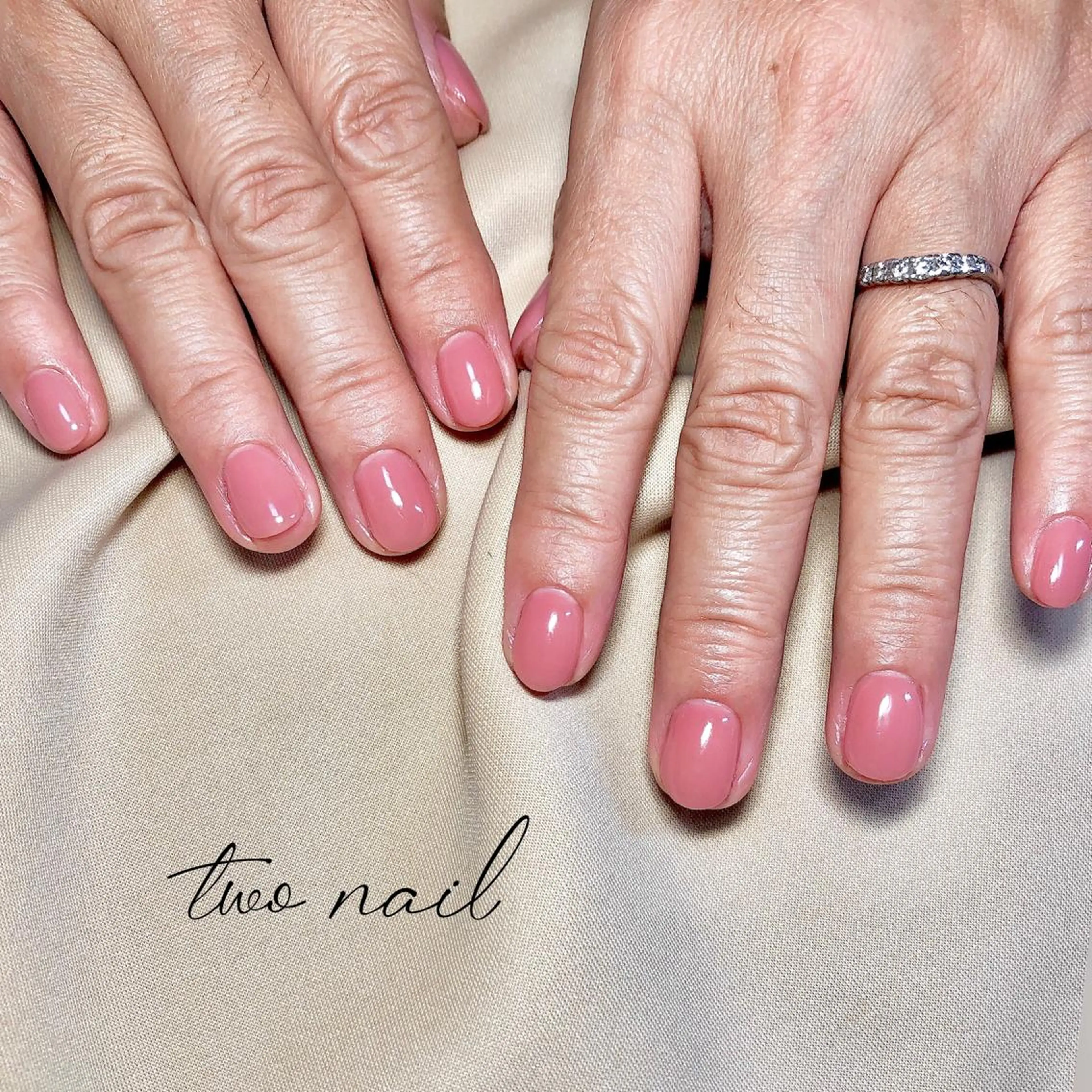 ネイル アートネイル フットネイル ハート ニュアンスネイル ホワイト ハンドネイル two nailのネイルデザイン