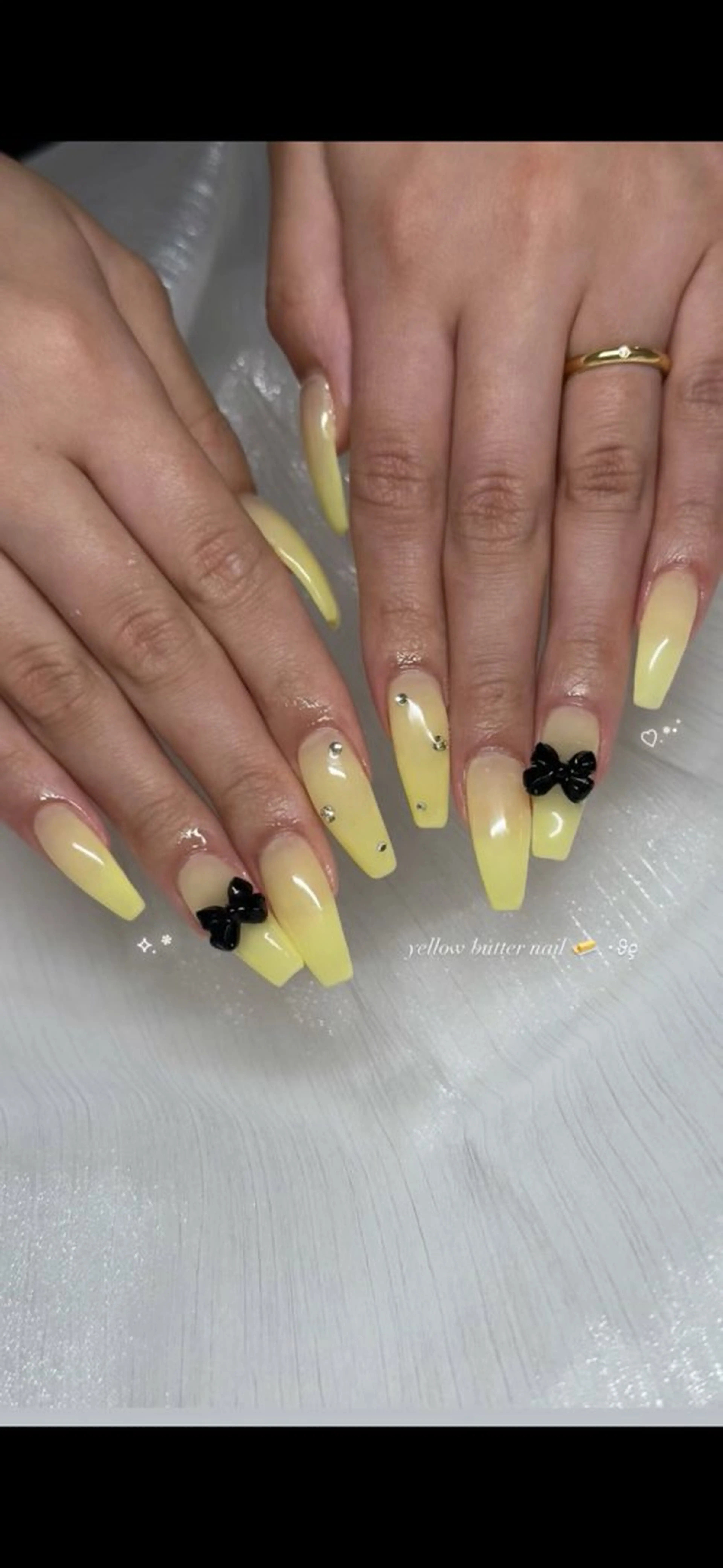 ネイル 黄色 ハンドネイル ume hairsalon所属・nono/ 熊取ﾈｲﾙｻﾛﾝのネイルデザイン