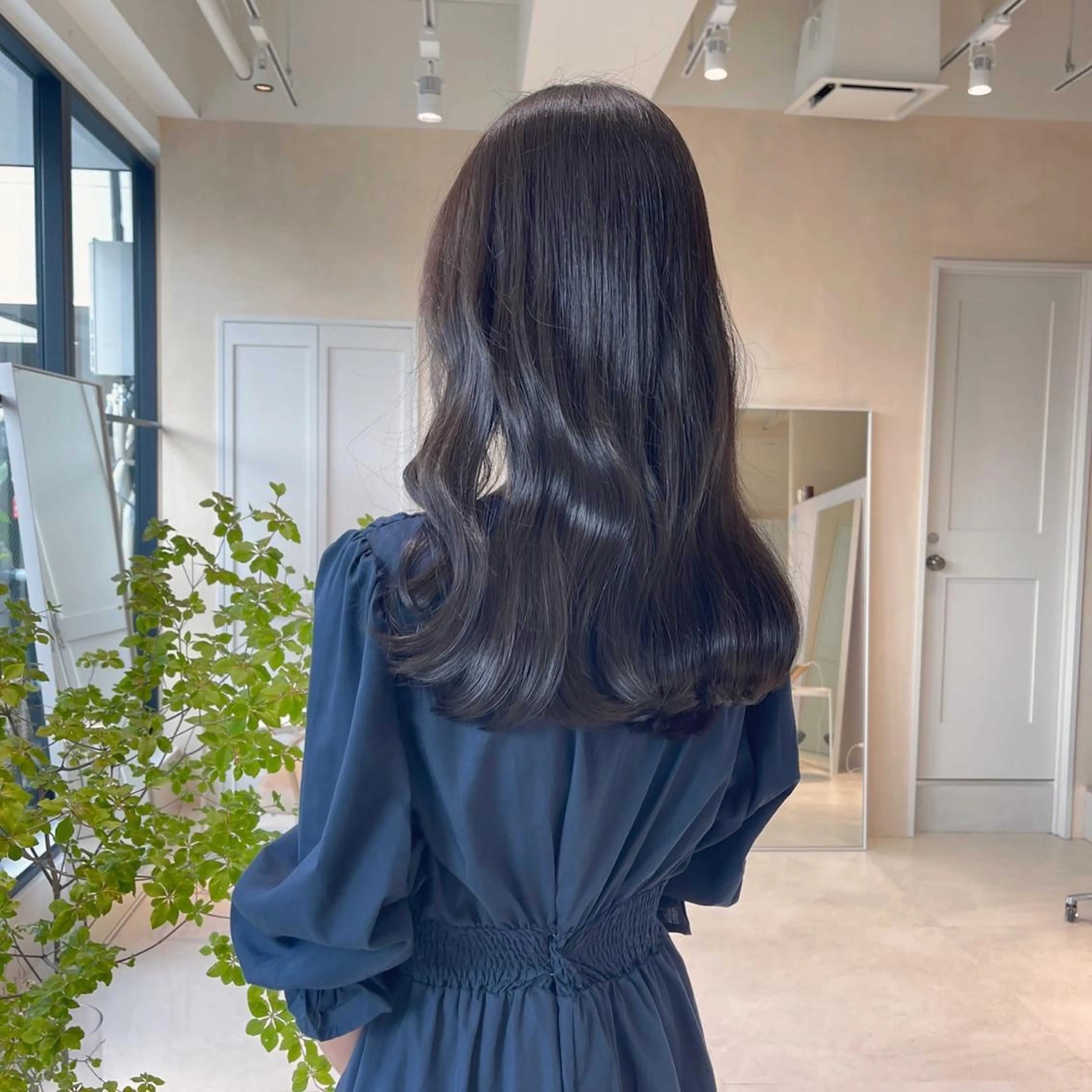 セミロング カラー ラベンダーカラー 髪質改善 MURANAKA RYOのヘアスタイル