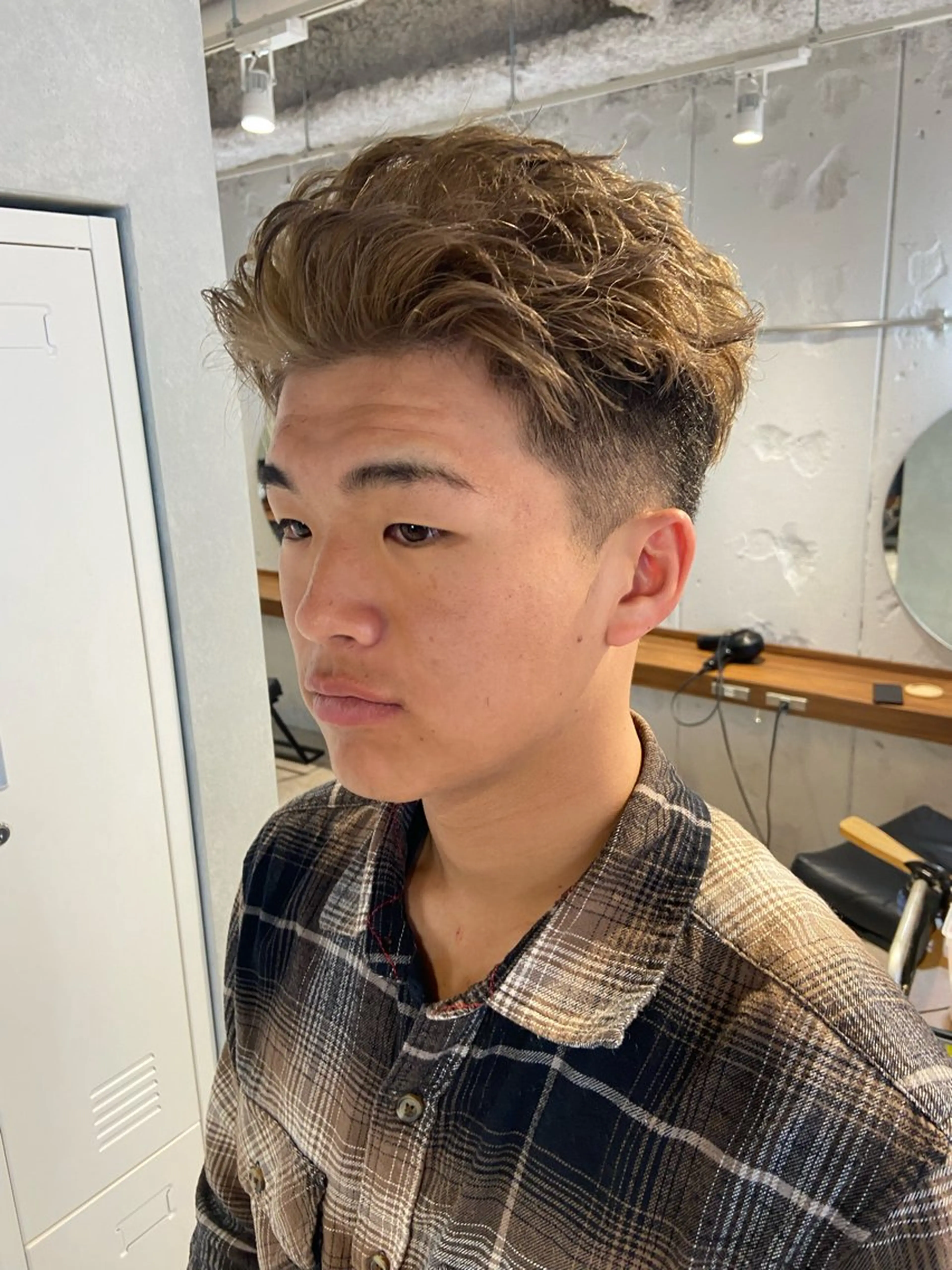 ショート メンズ カット 山口 摩七斗のヘアスタイル